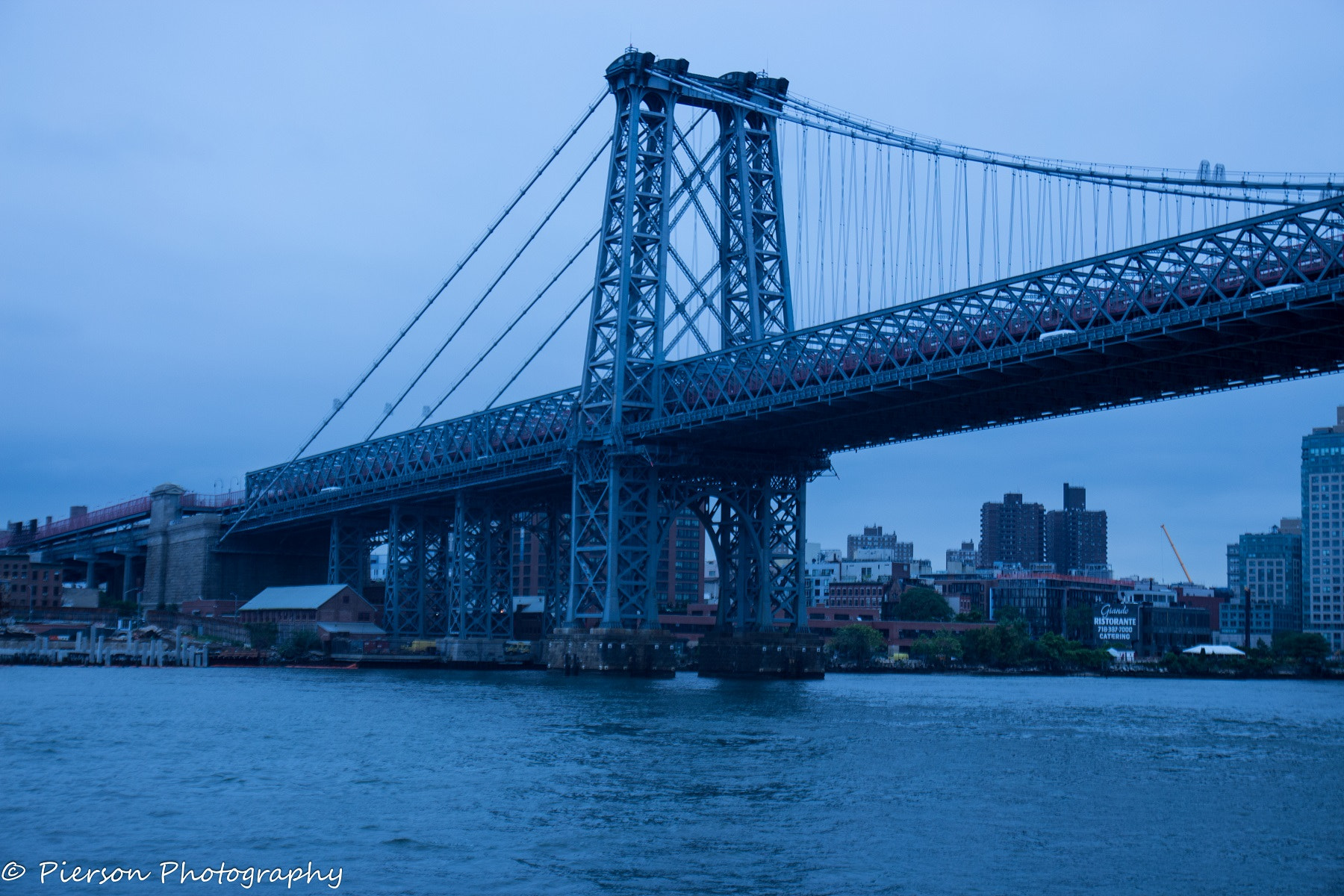 Canon EOS 700D (EOS Rebel T5i / EOS Kiss X7i) sample photo. Boat ride under the bridge photography