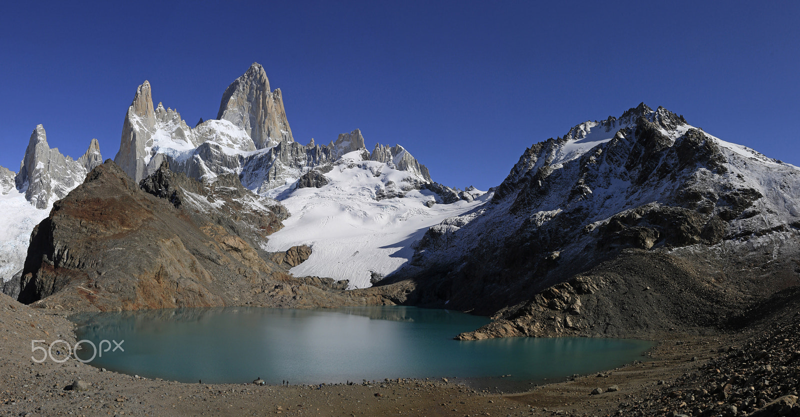 Canon EF-S 18-200mm F3.5-5.6 IS sample photo. Fitz roy on a clear day photography