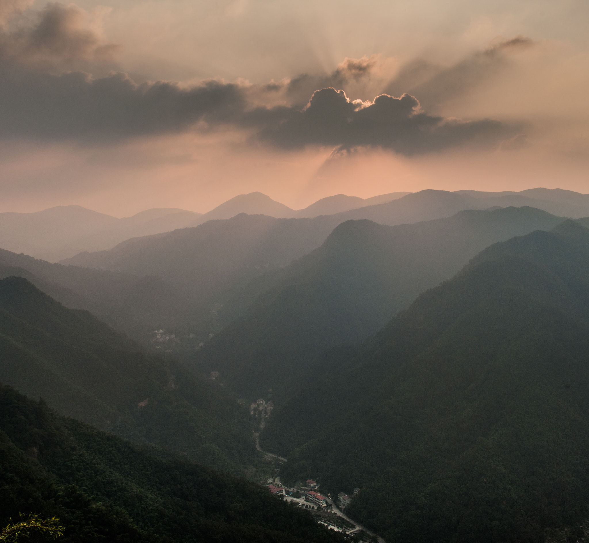Nikon D3X sample photo. 大溪山谷之晨 photography