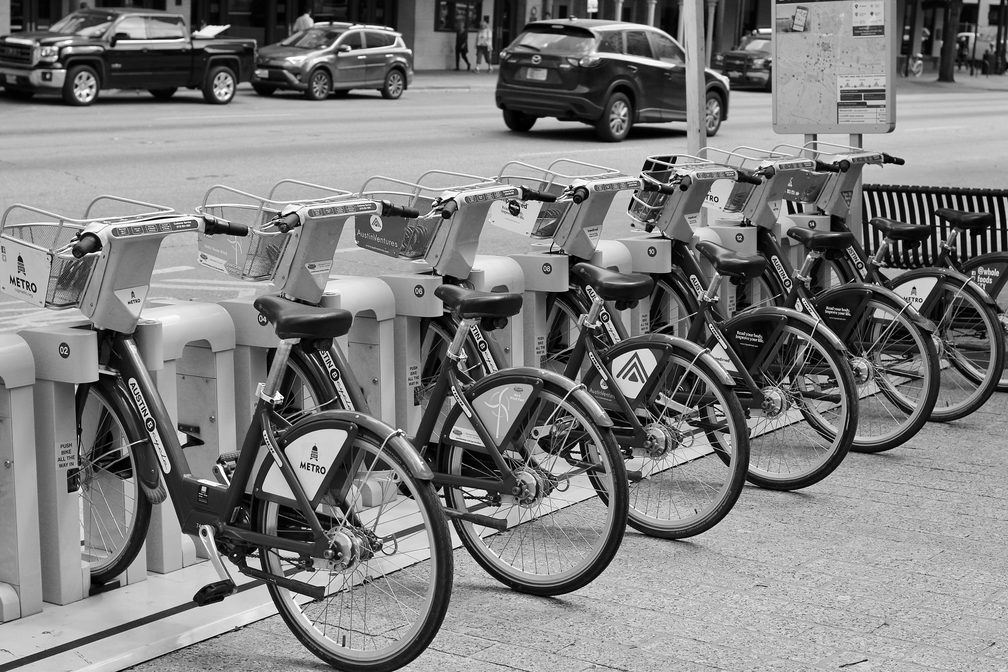 Canon EF 40mm F2.8 STM sample photo. City photography