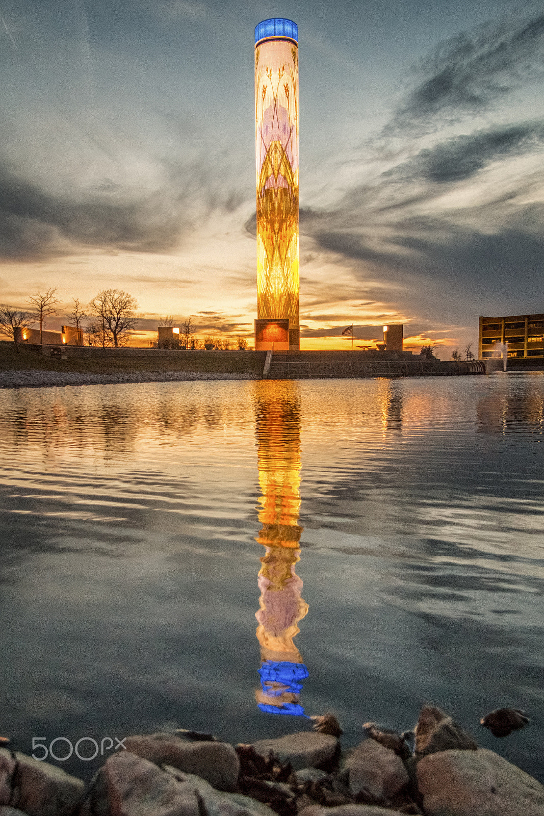 Canon EOS 70D + Canon EF-S 17-85mm F4-5.6 IS USM sample photo. "paragon prairie tower" photography