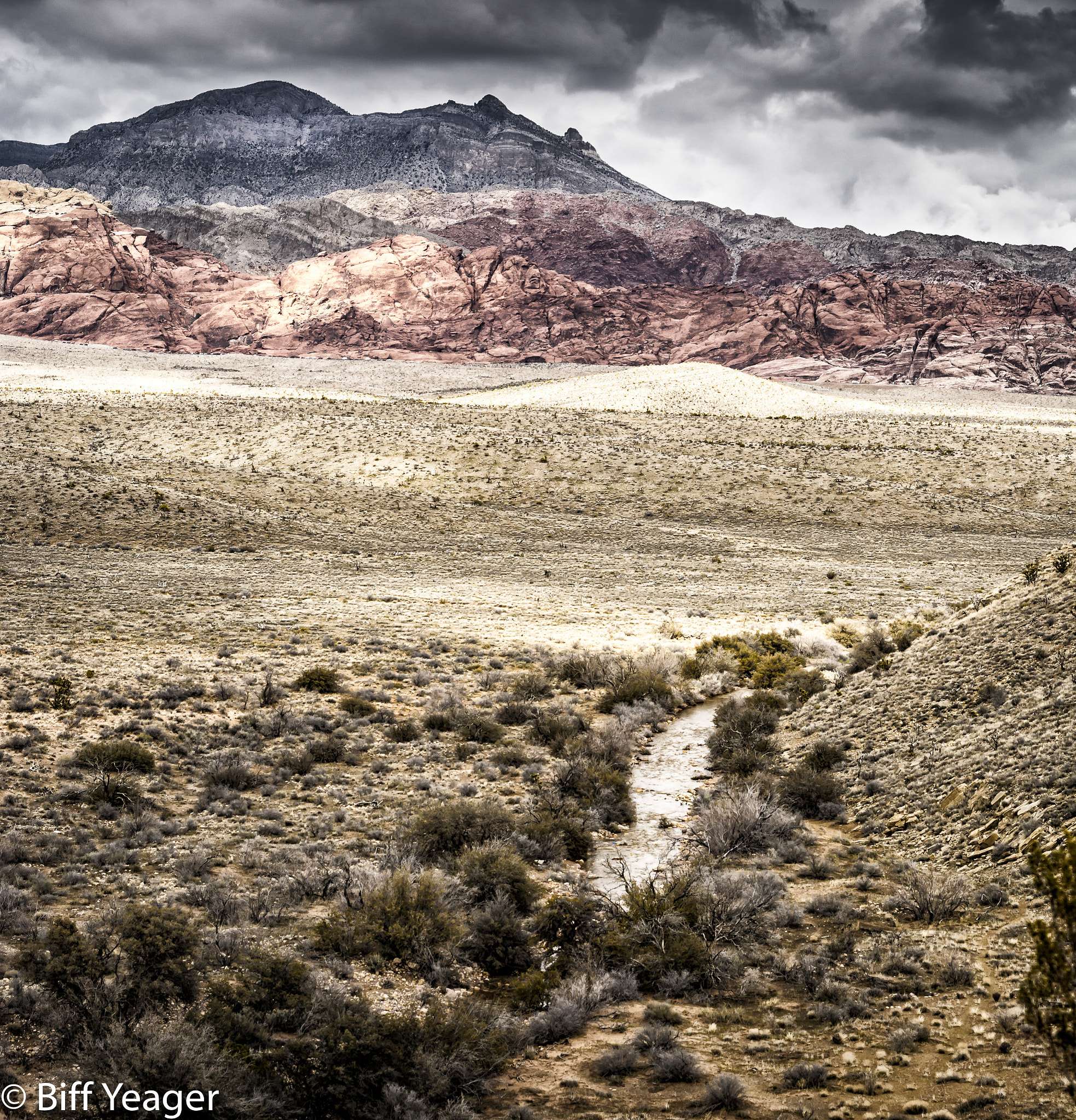 Nikon AF Nikkor 24-85mm F2.8-4D IF sample photo. Red rock canyon photography