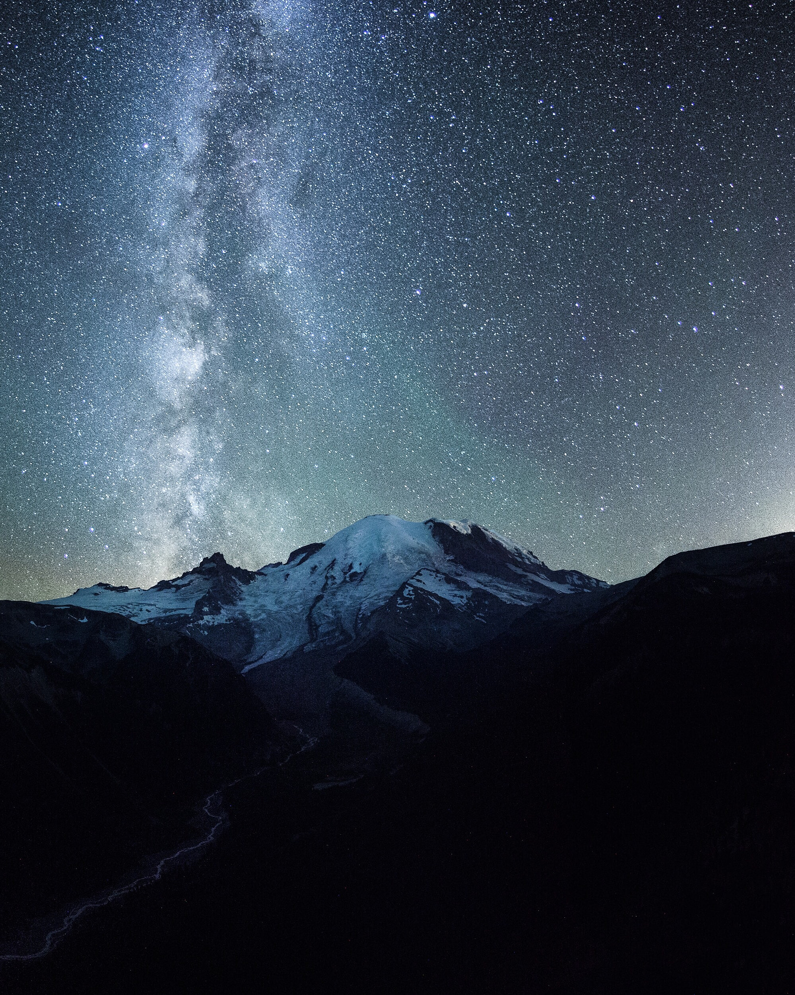 Nikon AF Nikkor 24mm F2.8D sample photo. Milky way. mount rainier. washington. photography