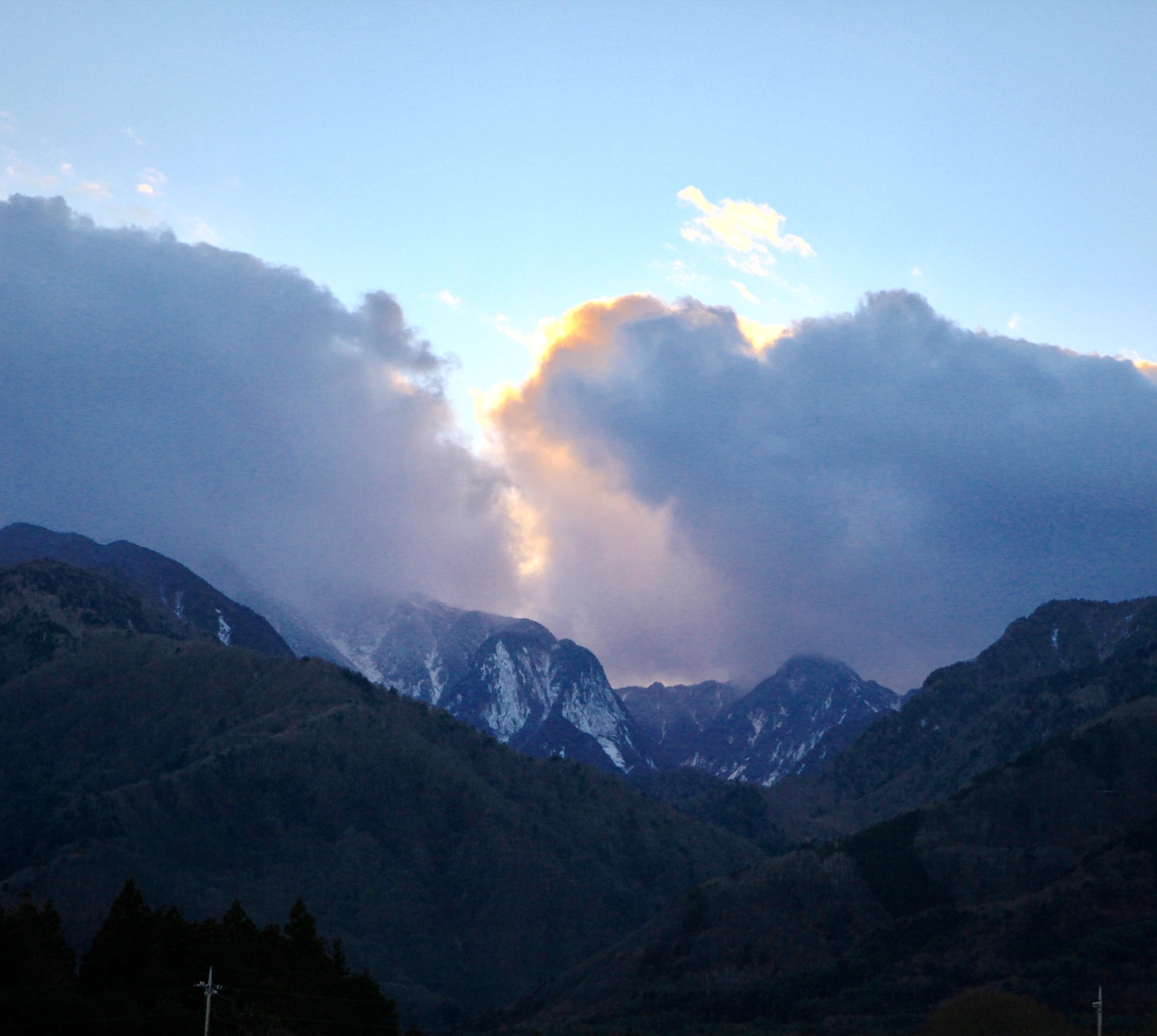 Canon EF 24-70mm F4L IS USM sample photo. Mountain scenary photography