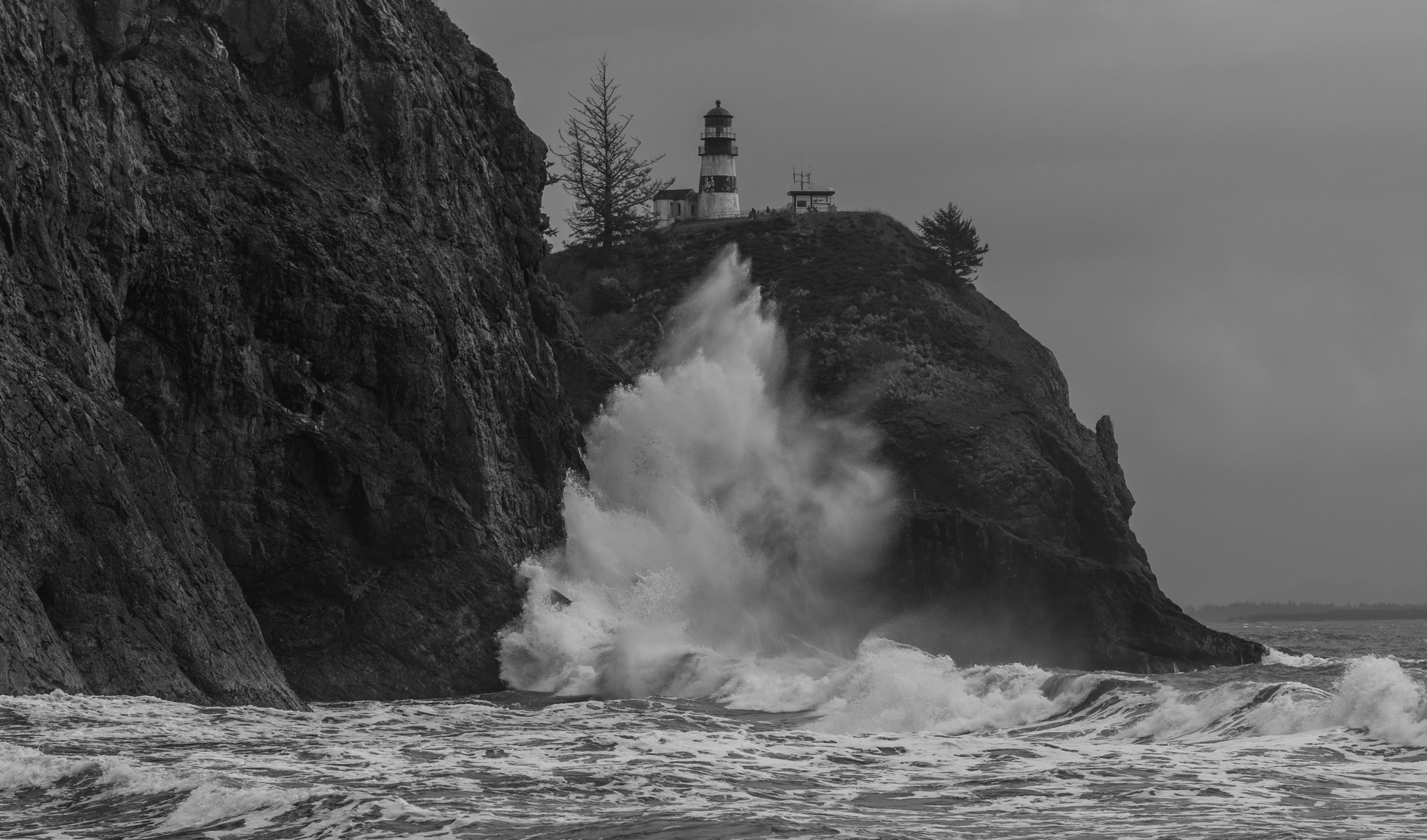 Nikon D800 sample photo. Cape disappointment light photography