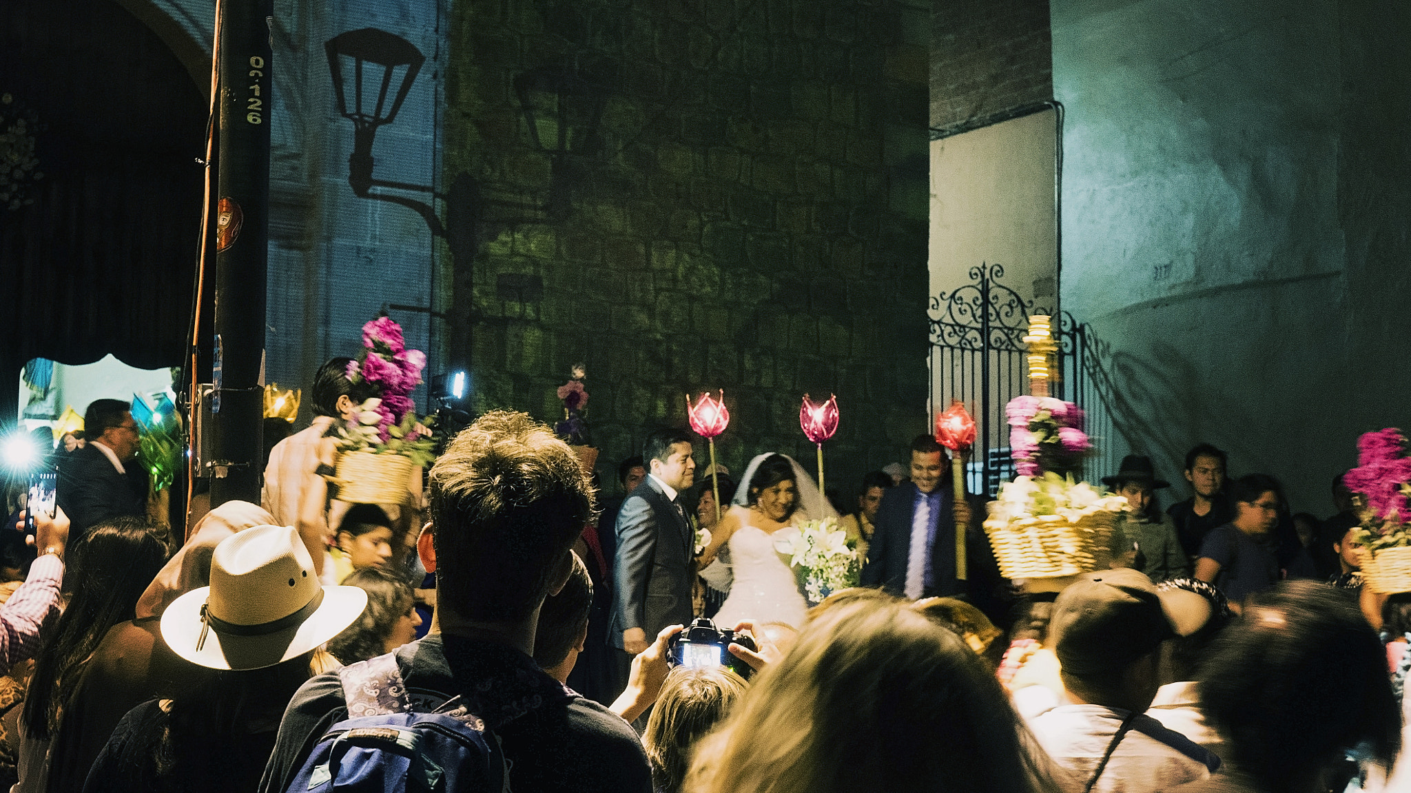 Sony a7S + Sony Vario Tessar T* FE 24-70mm F4 ZA OSS sample photo. Oaxaca's promises photography