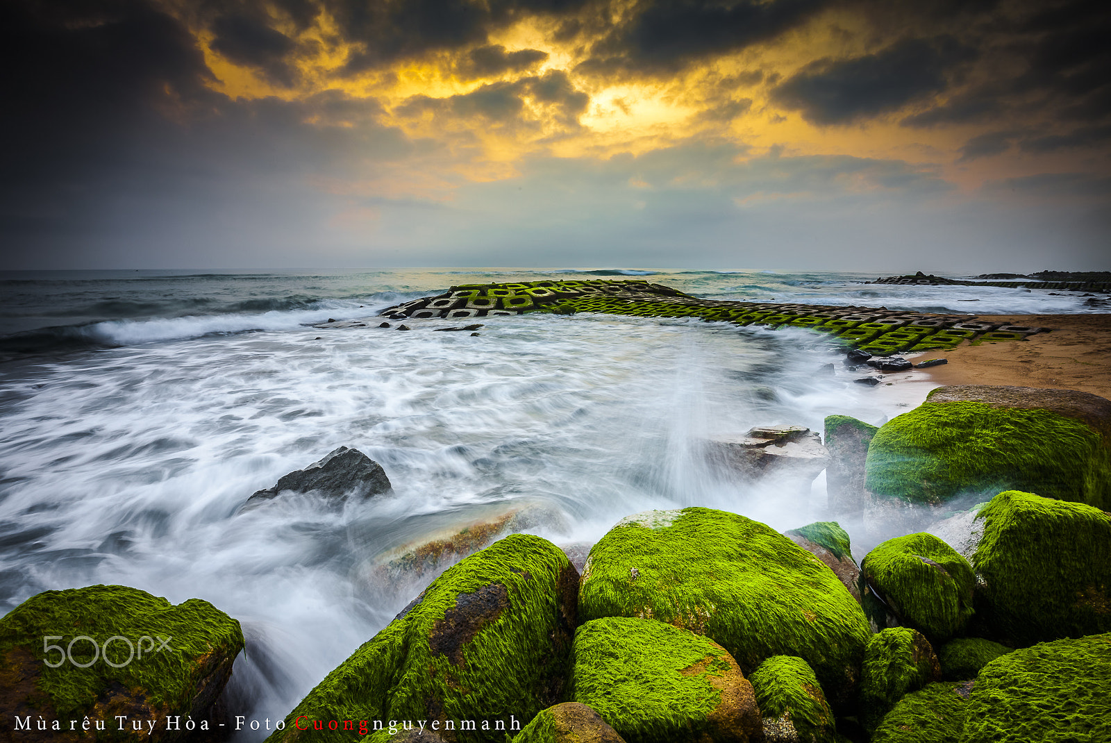 Canon EF 16-35mm F4L IS USM sample photo. Xô bờ photography