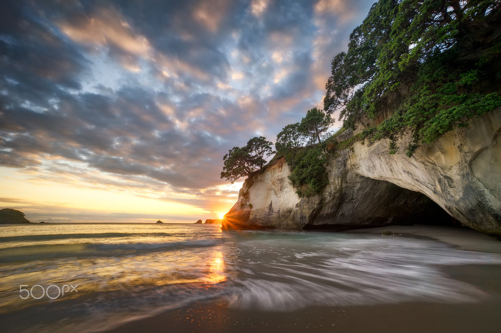 Sony a7 II sample photo. Cathedral cove sunrise photography