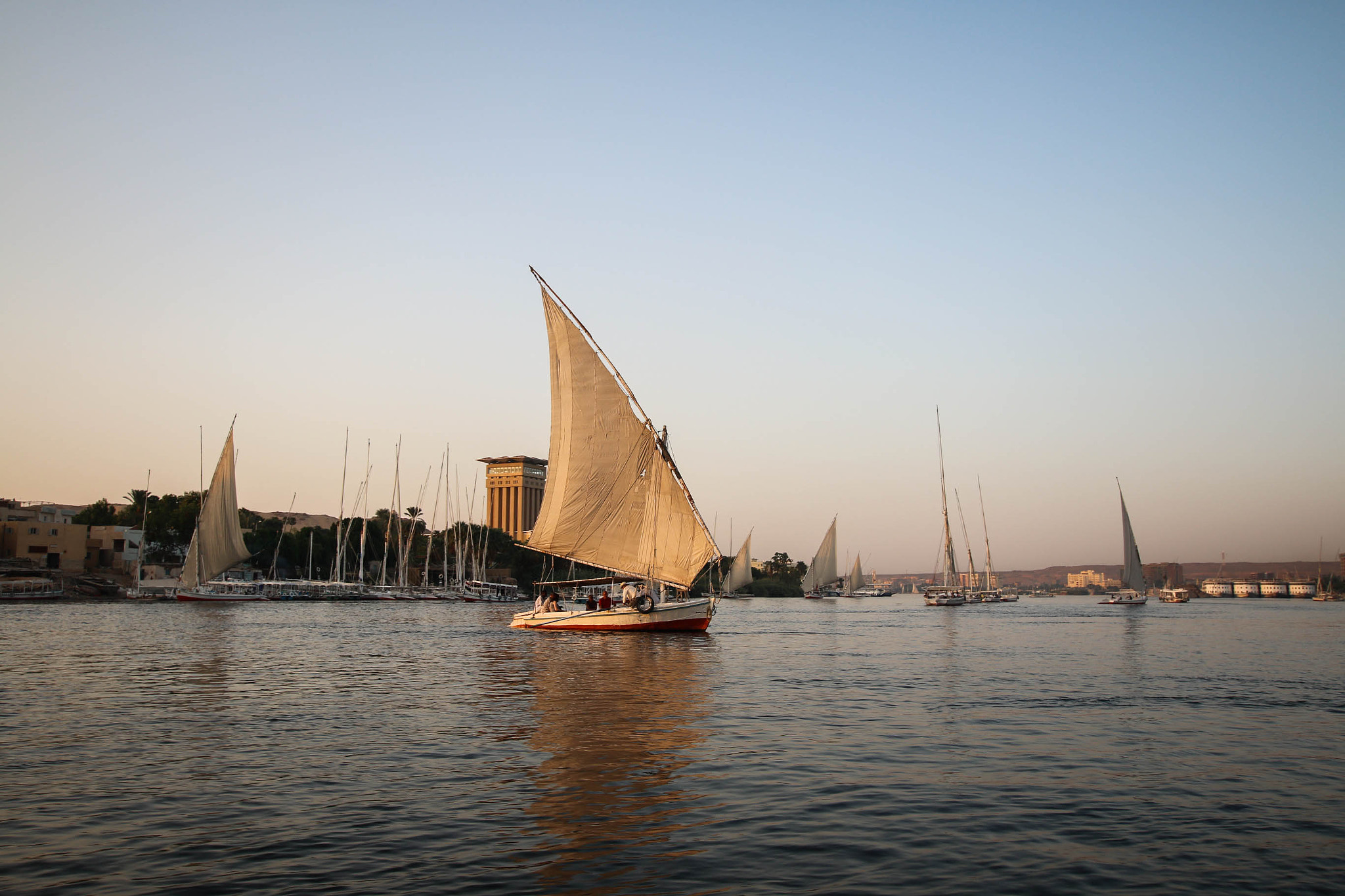 Canon EOS 70D sample photo. Egyptian felucca photography