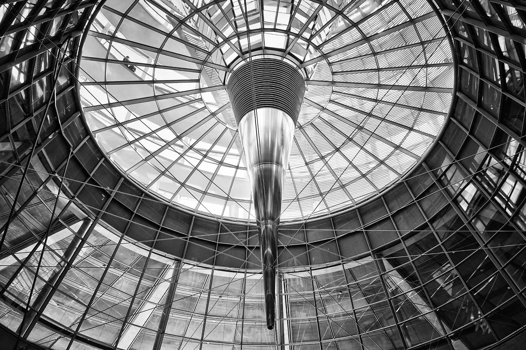 Sony Alpha a5000 (ILCE 5000) + Sony E 18-50mm F4-5.6 sample photo. Bundestag dome photography