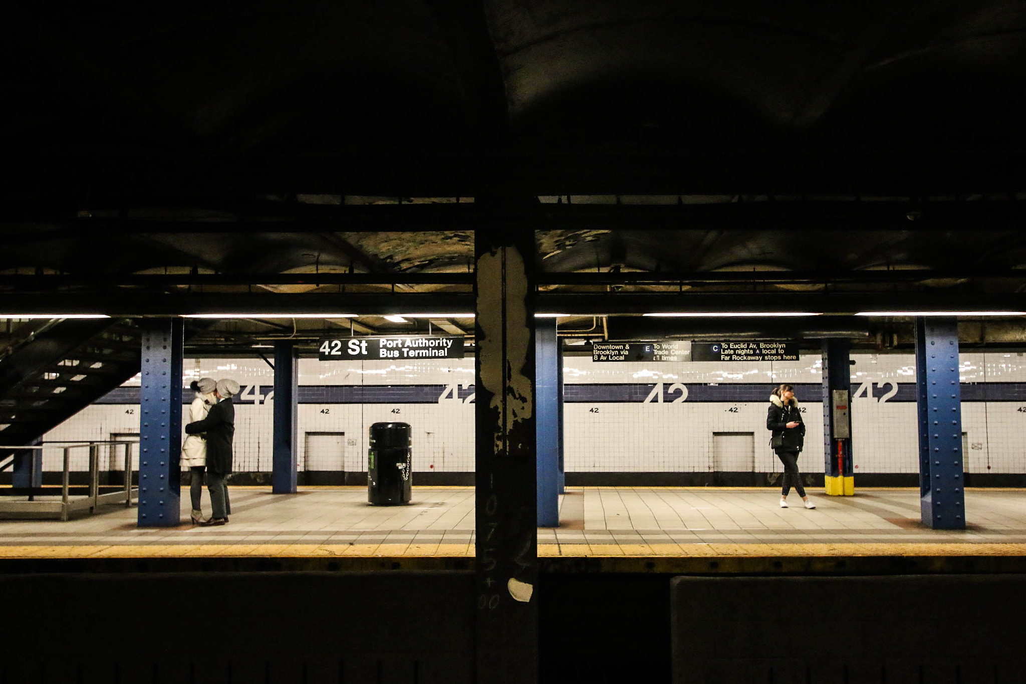 Canon EOS 70D + Sigma 10-20mm F3.5 EX DC HSM sample photo. Nyc subway photography