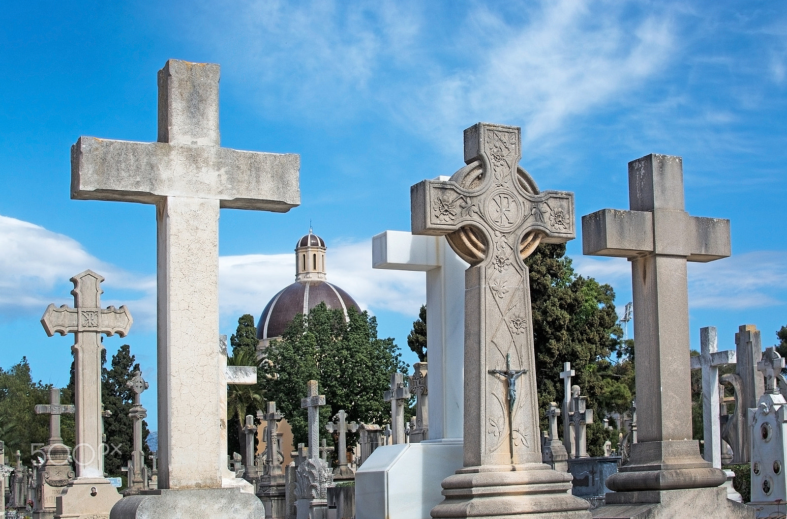 Nikon PC-E Nikkor 24mm F3.5D ED Tilt-Shift sample photo. Palma cemetery crosses photography