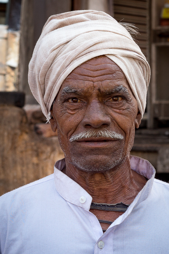 Summicron-M 1:2/50 sample photo. Portrait in khandela photography