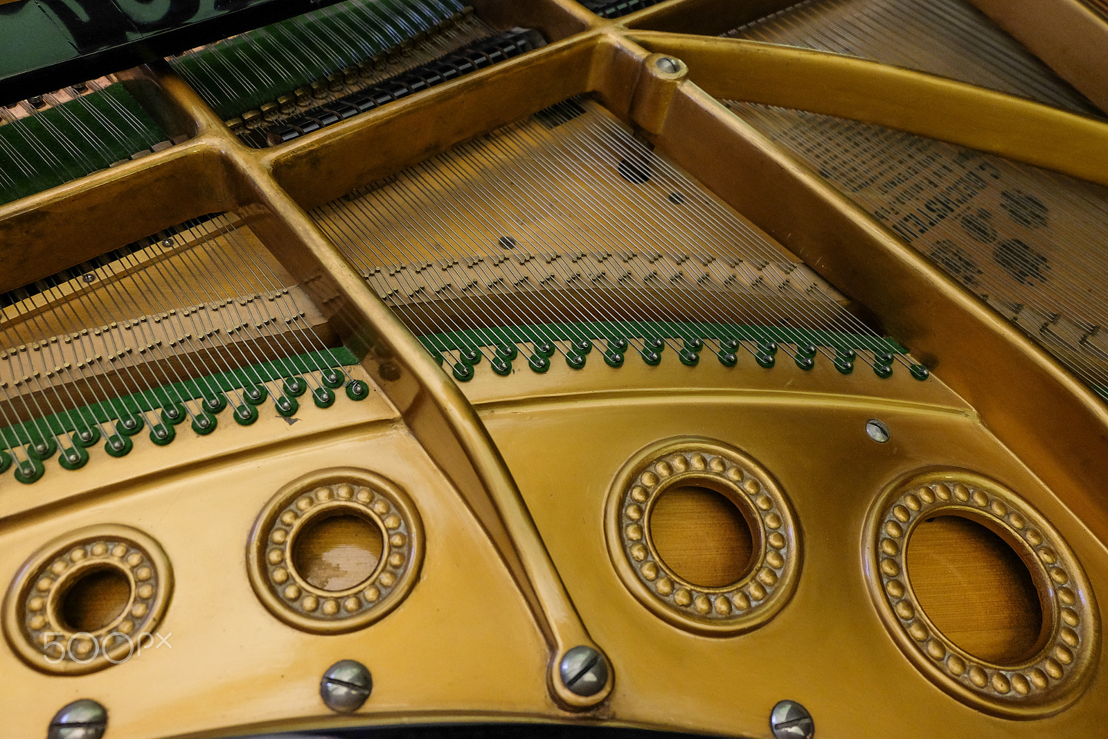 Fujifilm XC 16-50mm F3.5-5.6 OIS II sample photo. Piano photography