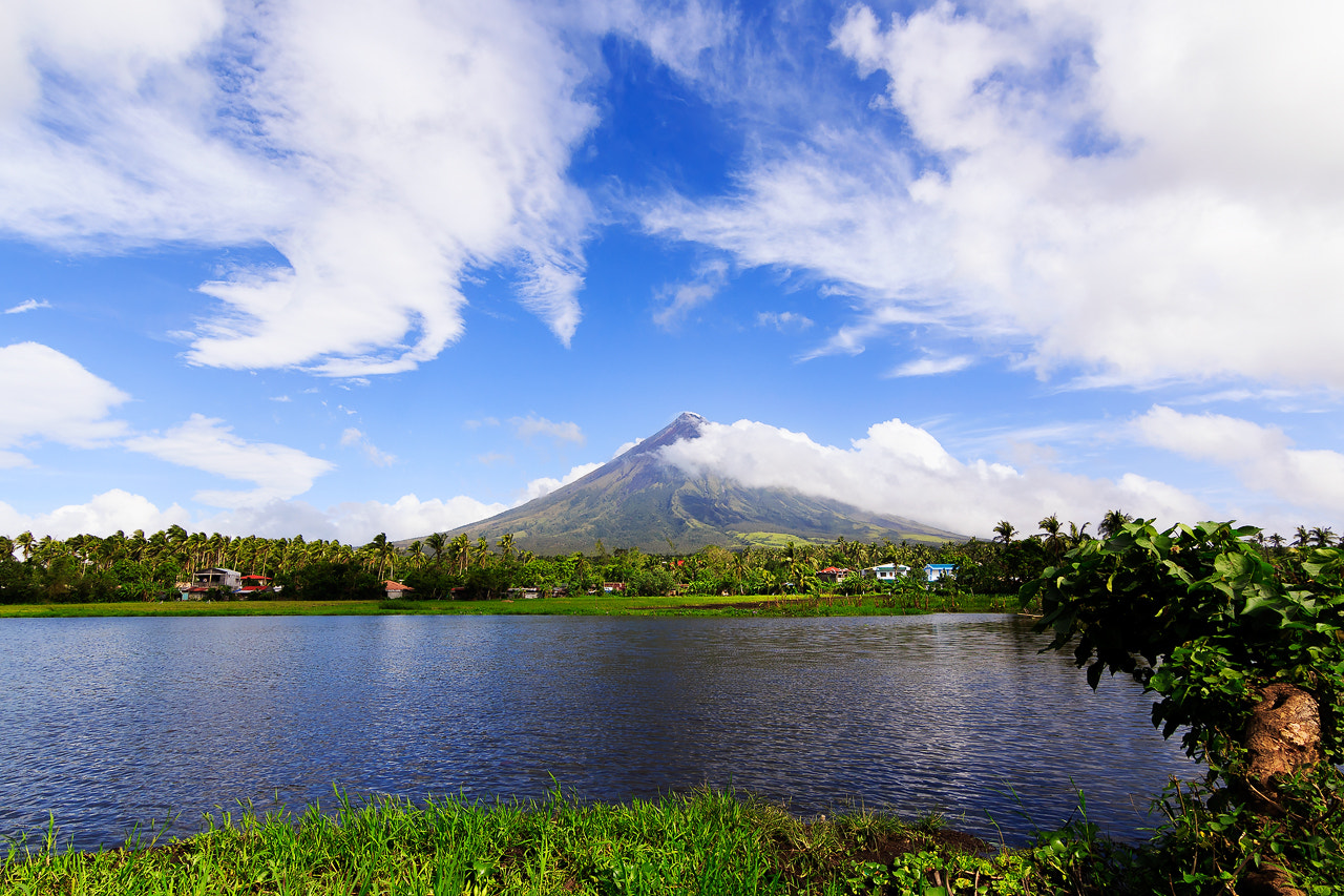 Canon EOS 650D (EOS Rebel T4i / EOS Kiss X6i) sample photo. "mayon volcano" photography