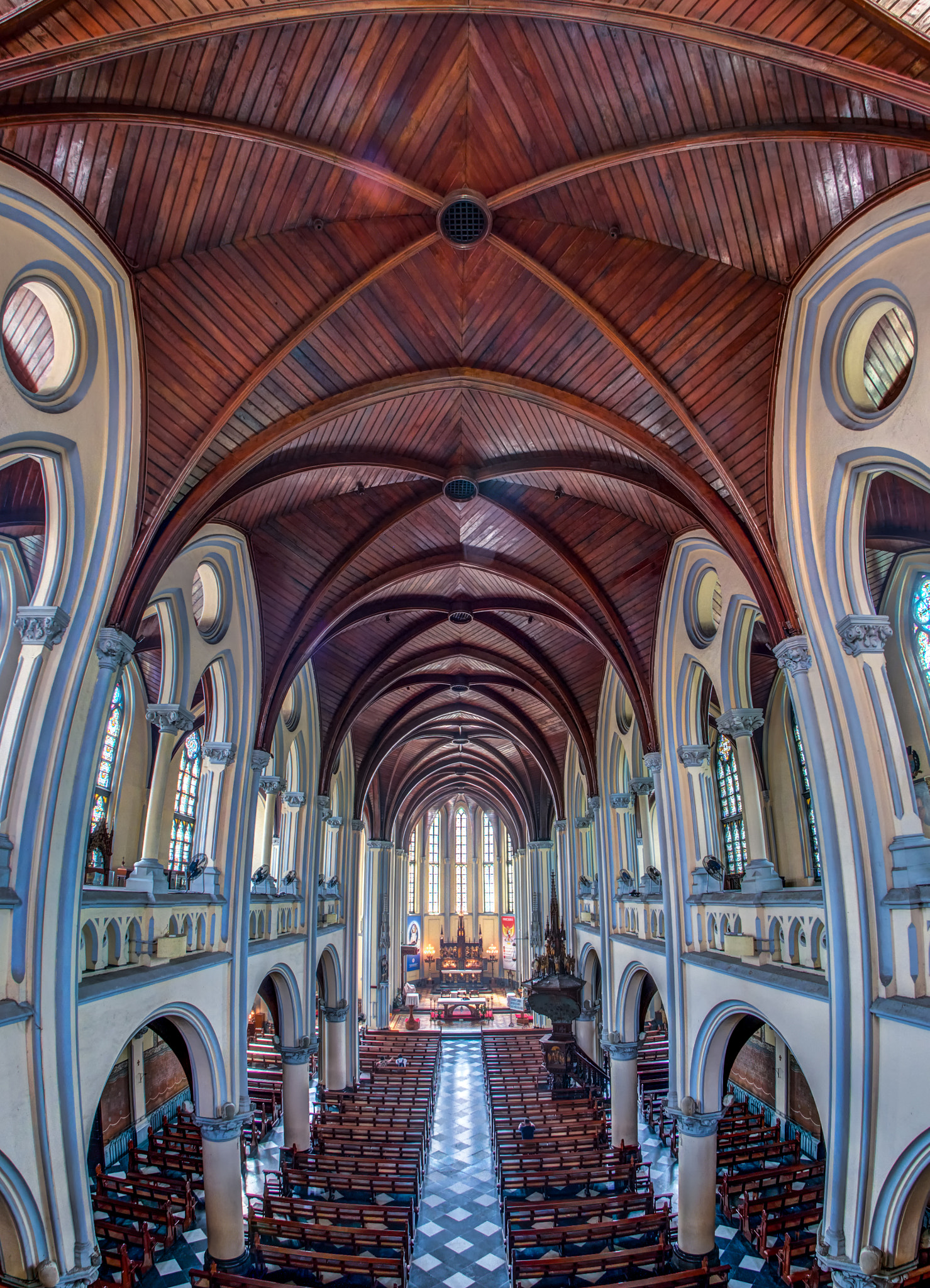 OLYMPUS M.8mm F1.8 sample photo. Beautiful church photography