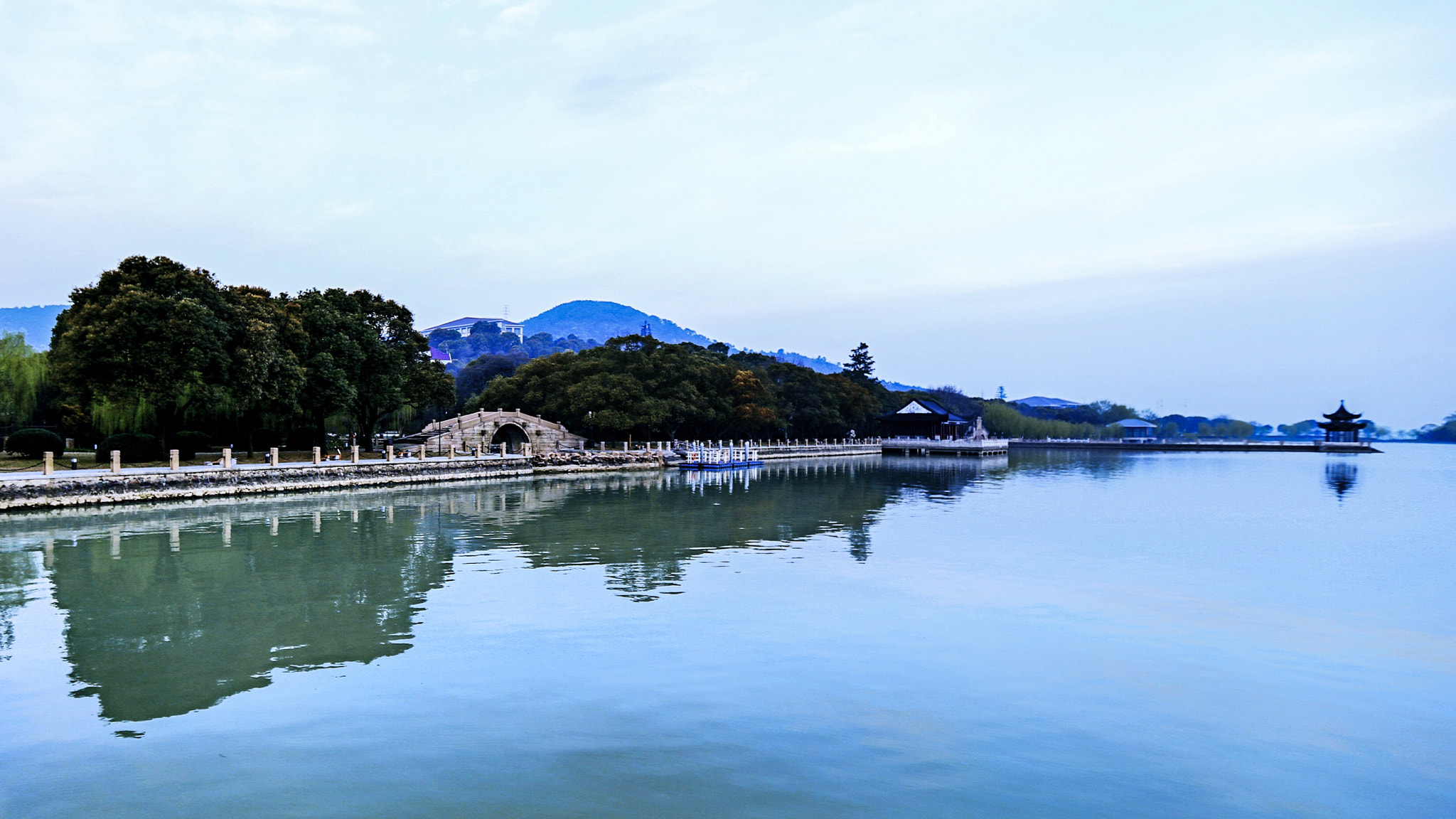Canon EF 16-35mm F2.8L II USM sample photo