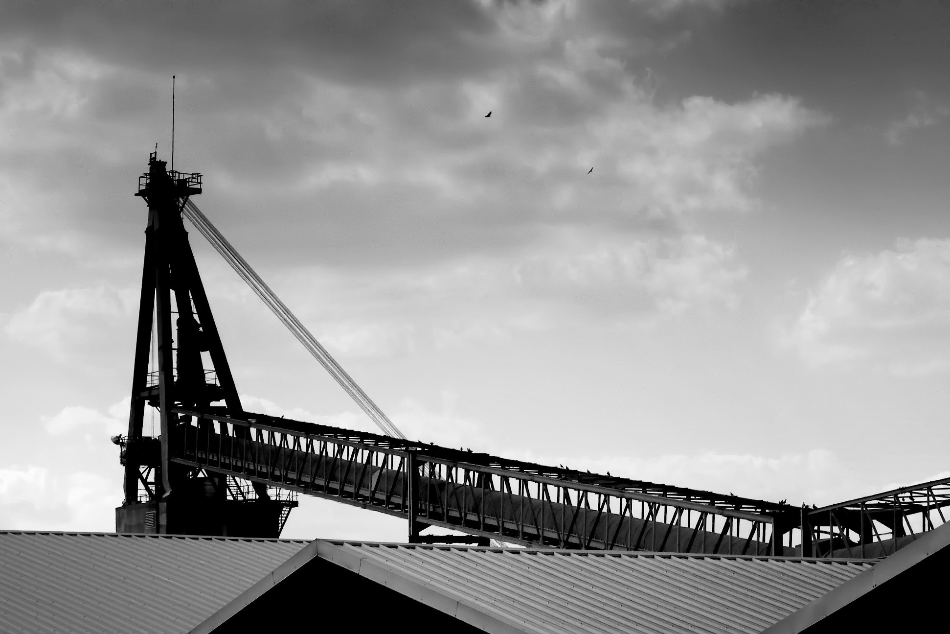 Pentax X90 sample photo. Bassens (gironde - france), zone portuaire, 2011 photography