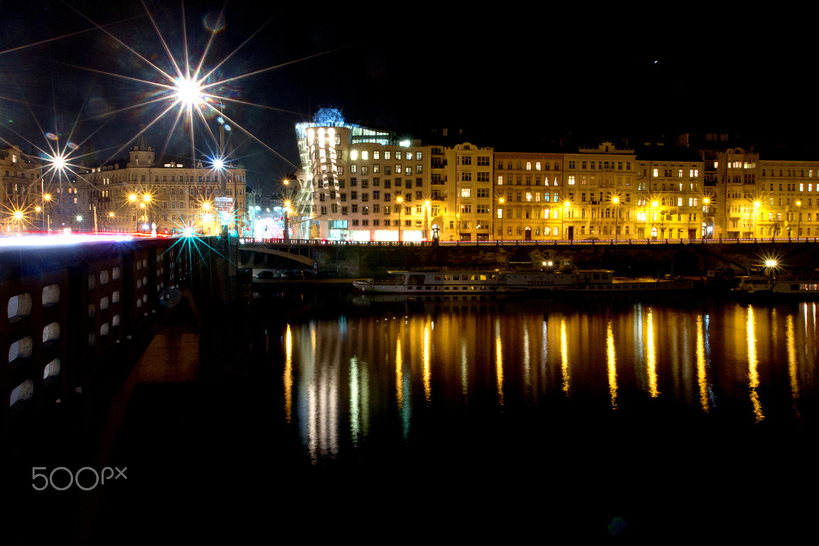 Canon EF 16-35mm F2.8L II USM sample photo. Prague by night photography