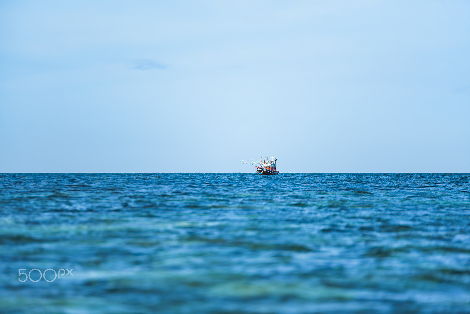 Nikon D750 + Tamron SP 70-200mm F2.8 Di VC USD sample photo. Little boat over the big sea. photography