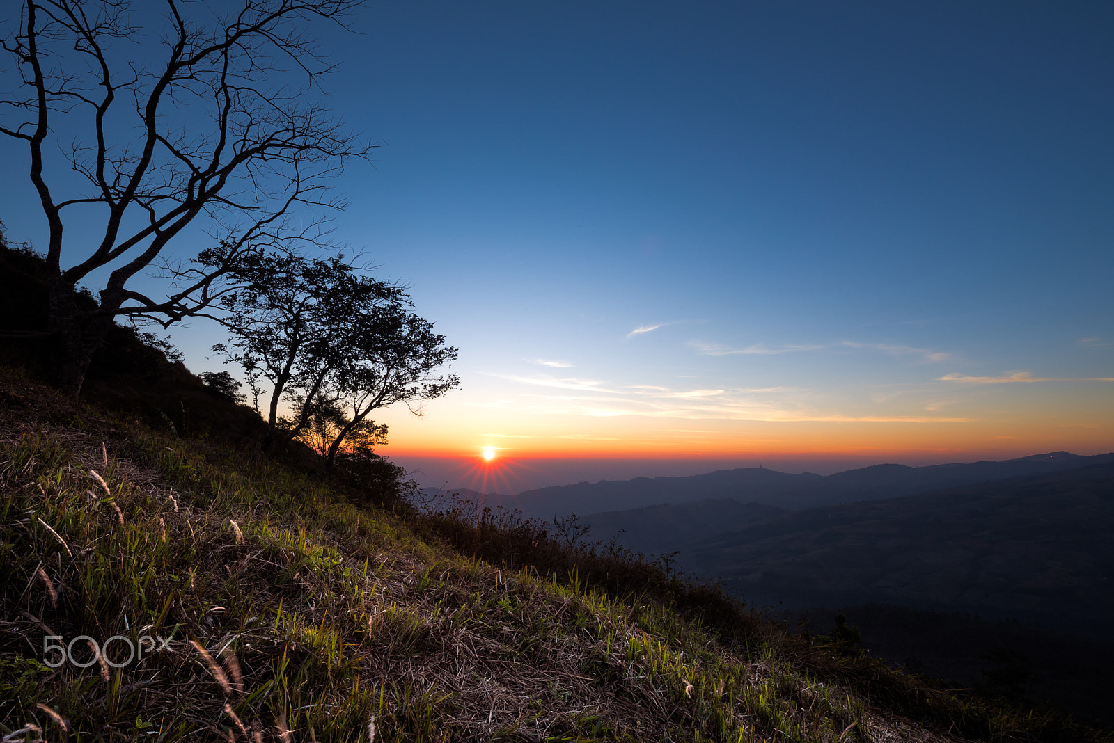 Nikon D750 + Tamron SP 15-30mm F2.8 Di VC USD sample photo. Good morning with sunlight on mountain. photography