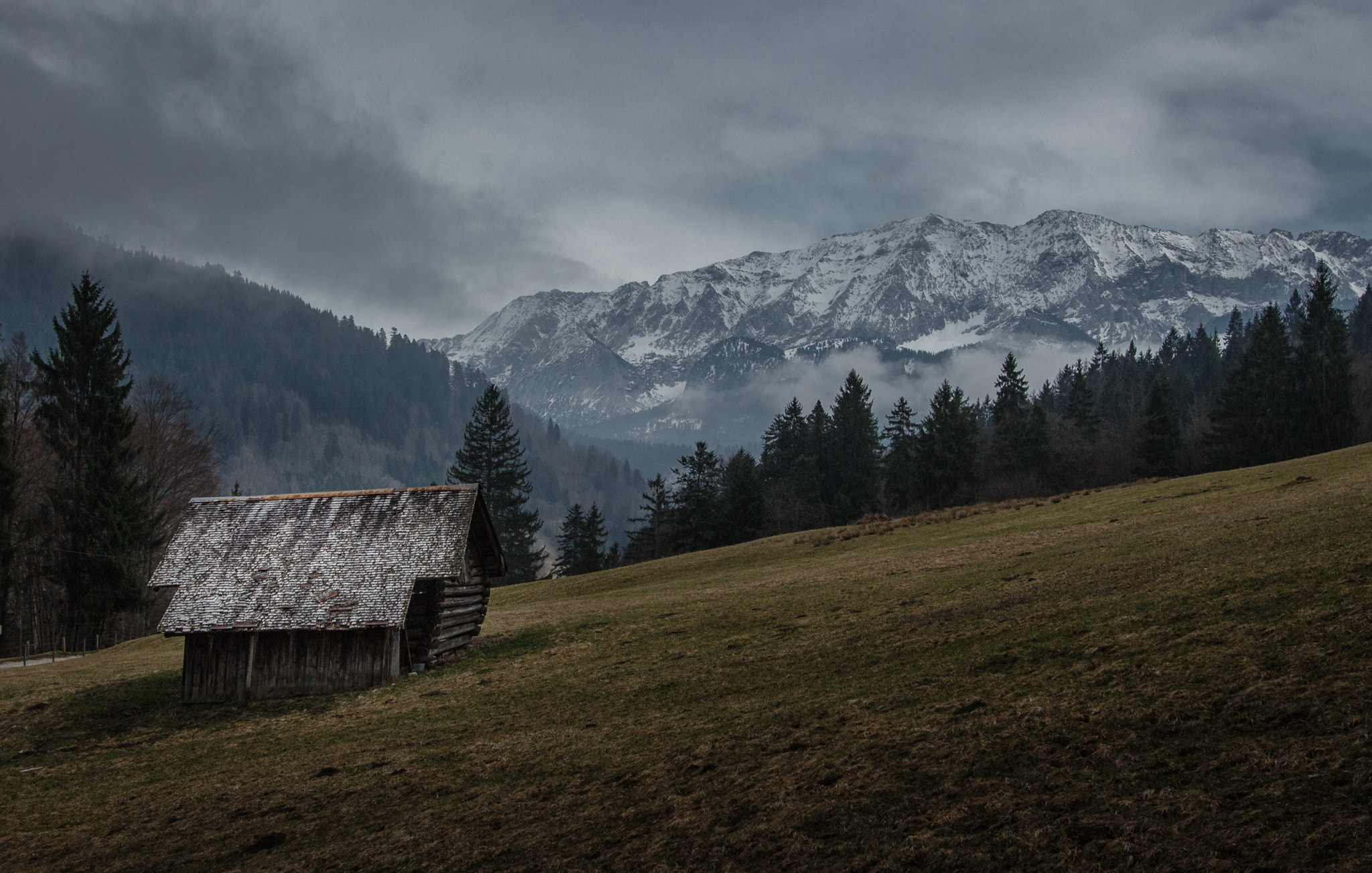Canon EOS 700D (EOS Rebel T5i / EOS Kiss X7i) + Canon EF-S 10-22mm F3.5-4.5 USM sample photo. Foggy afternoon in the ammergauer alps photography