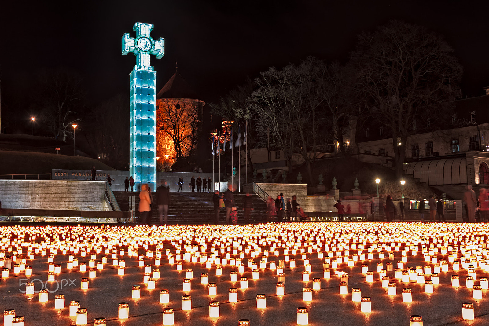 Canon EOS 50D + Canon EF-S 24mm F2.8 STM sample photo. Cross and candles at the freedom square photography