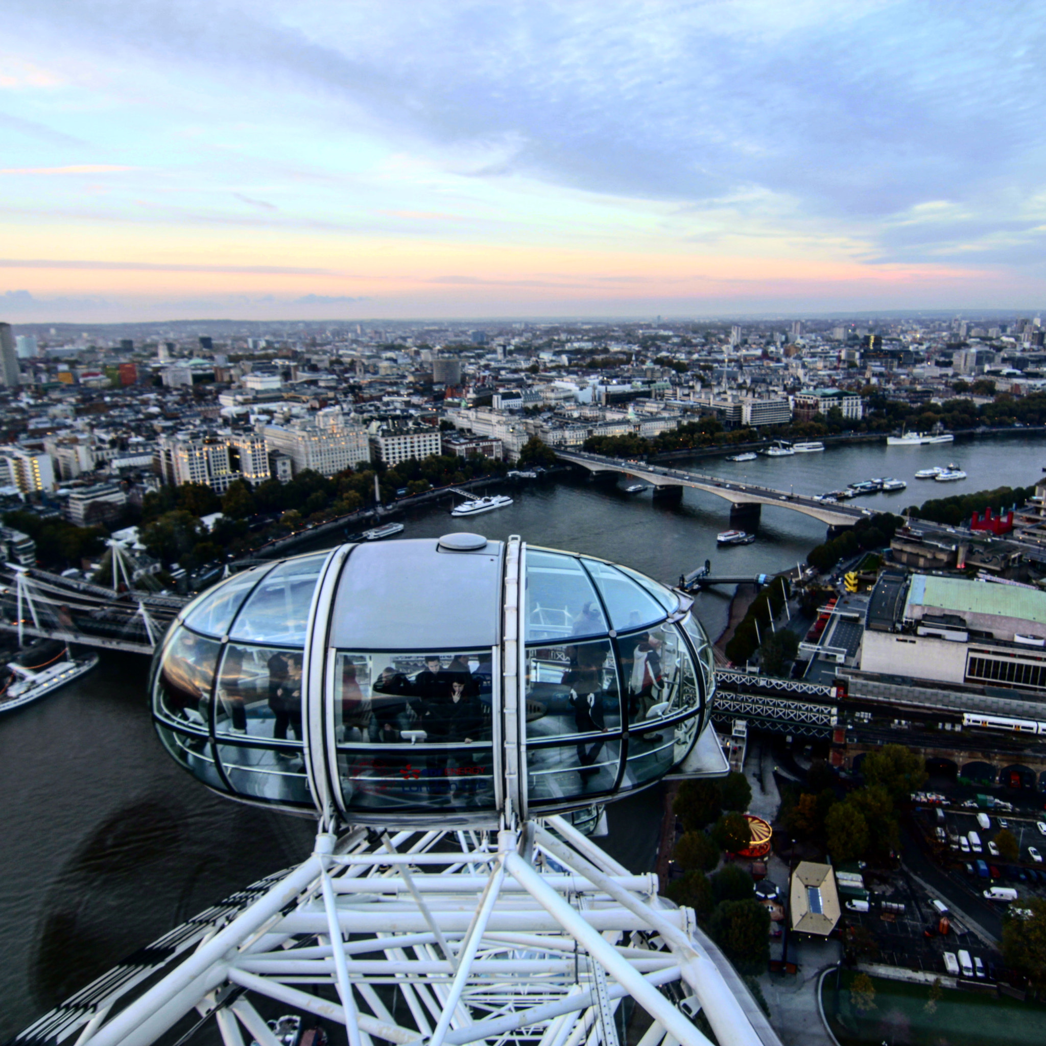 Canon EOS 60D + Tokina AT-X Pro 11-16mm F2.8 DX sample photo. London eye photography