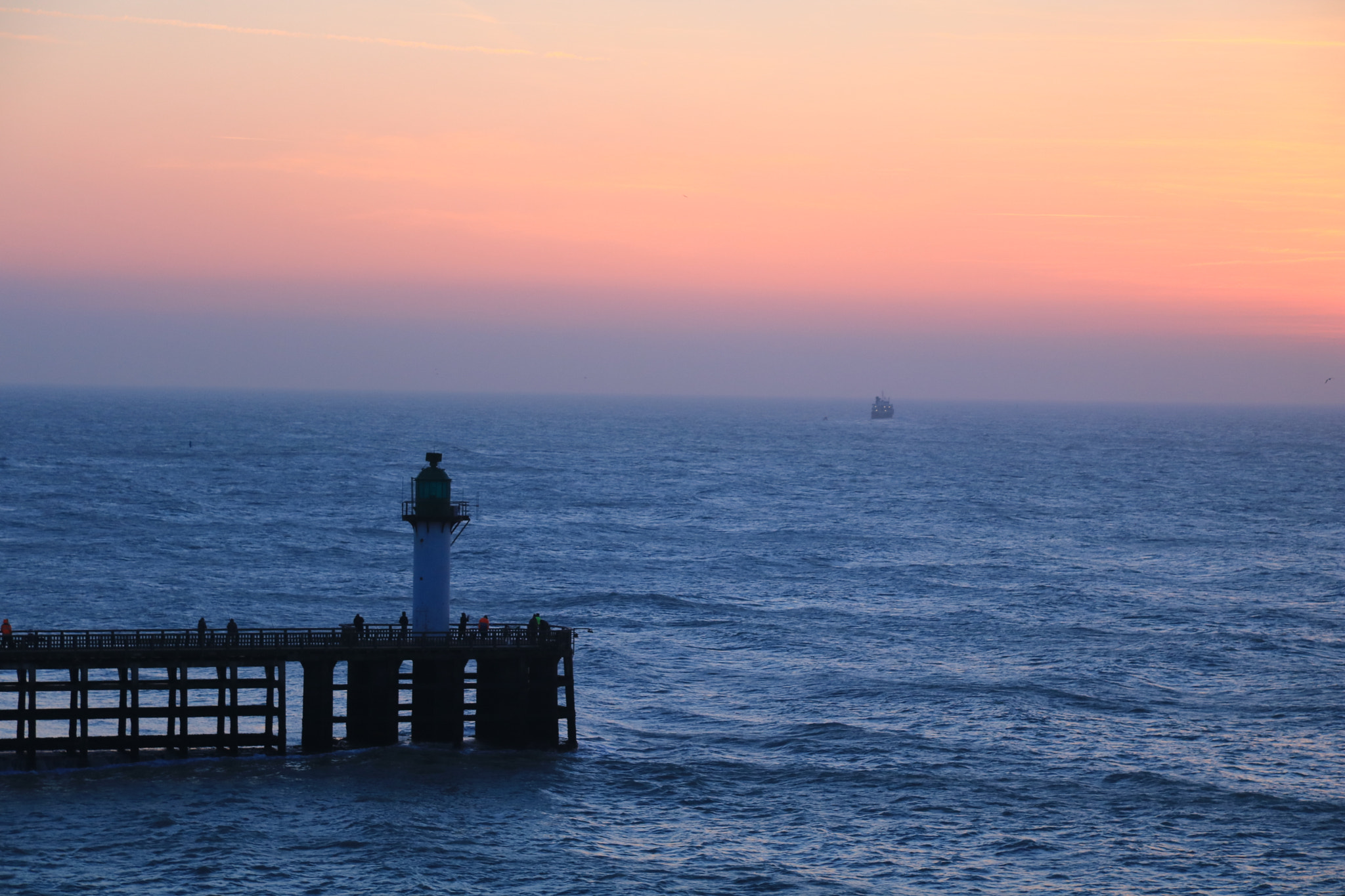 Canon EOS 760D (EOS Rebel T6s / EOS 8000D) + Canon EF-S 17-85mm F4-5.6 IS USM sample photo. Calais sunset photography