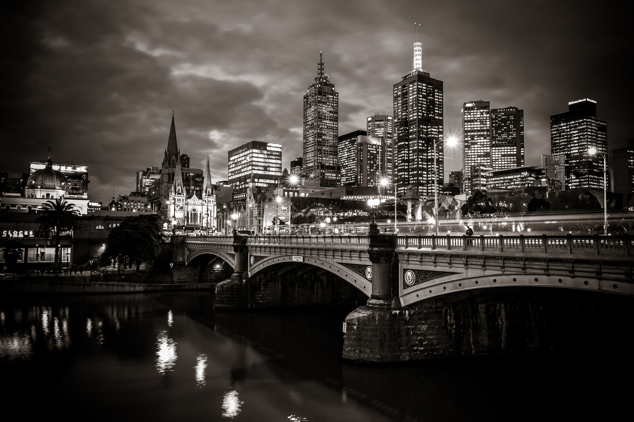 Canon EOS 50D sample photo. Melbourne at light photography