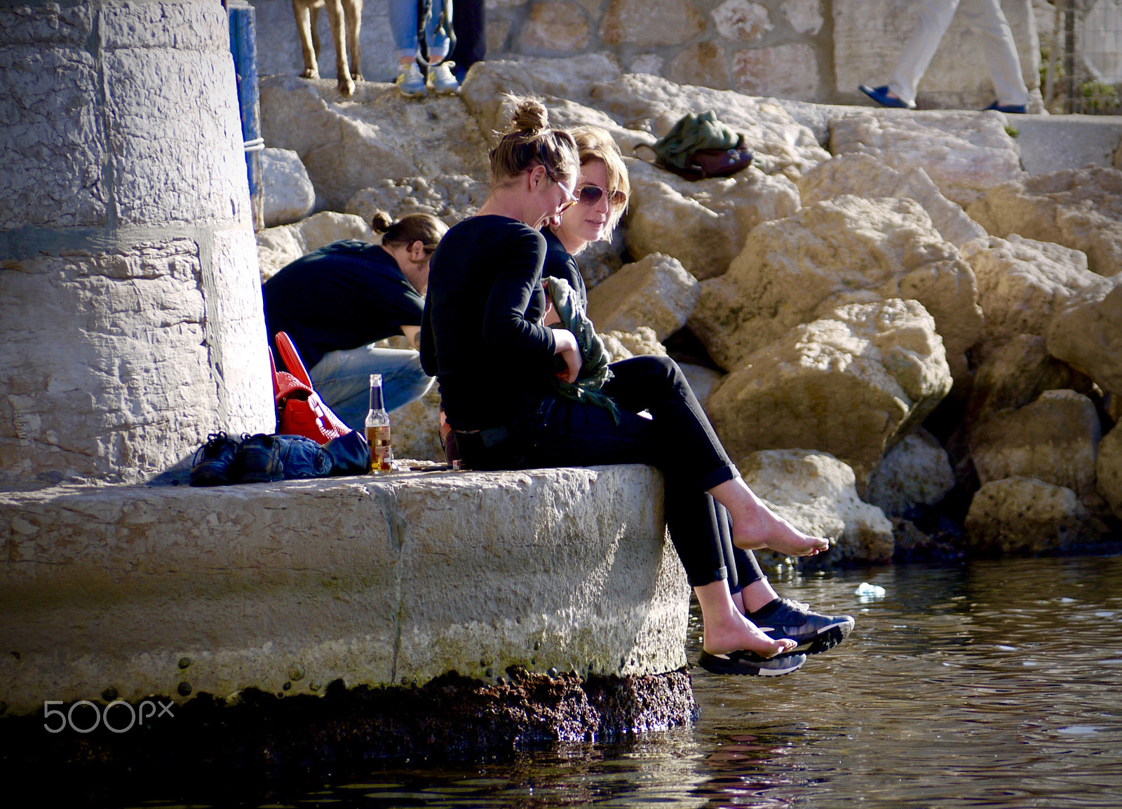 Panasonic Lumix DMC-G2 + Panasonic Lumix G Vario 45-200mm F4-5.6 OIS sample photo. End of day relaxation, vallon des auffes photography