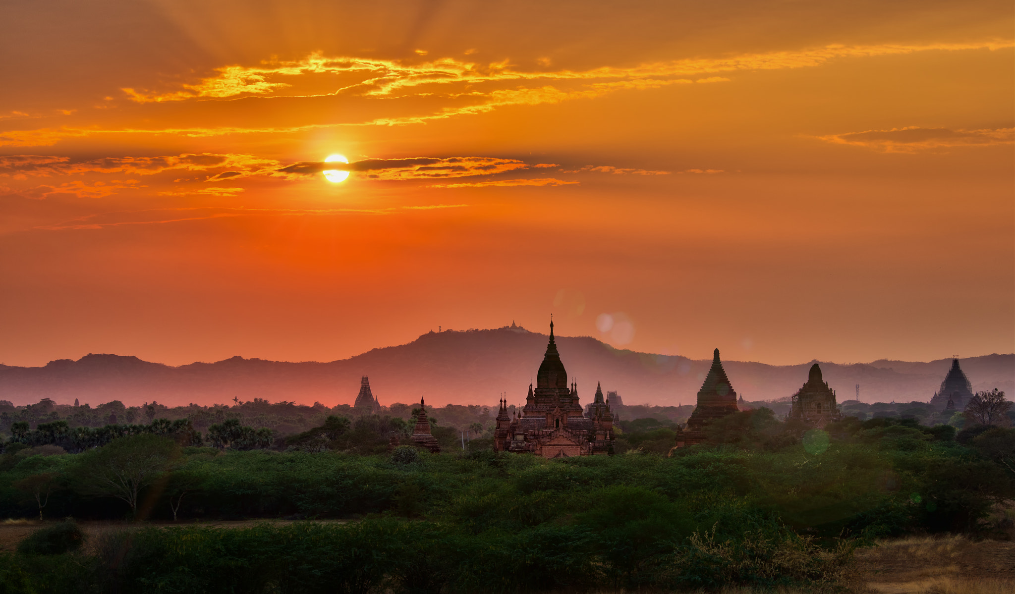 Canon EOS 5DS + Canon EF 70-200mm F4L IS USM sample photo. Sunrise on the temple valley photography