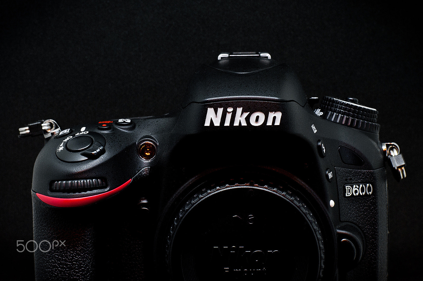 AF-S DX VR Zoom-Nikkor 18-55mm f/3.5-5.6G + 2.8x sample photo. Nikon d600 photography