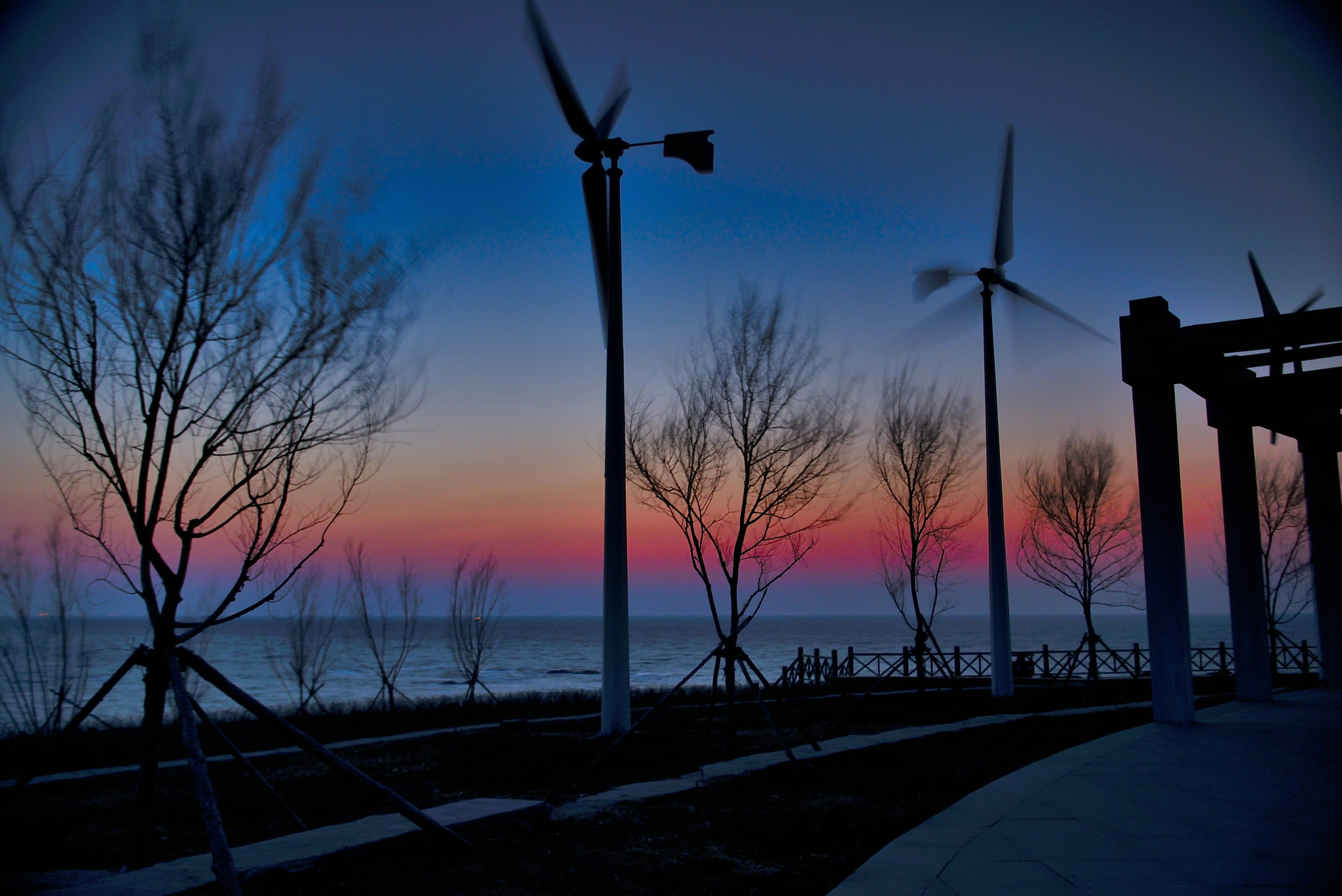 Nikon AF-S Nikkor 24-70mm F2.8G ED sample photo. Windmill by the seaside photography