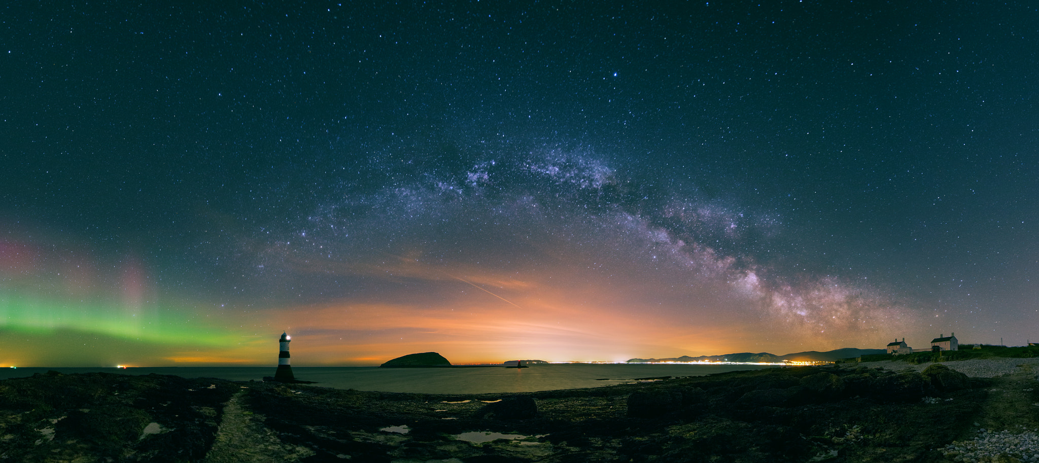 Canon EOS 6D + Canon EF 300mm f/2.8L sample photo. Milky way aurora  photography
