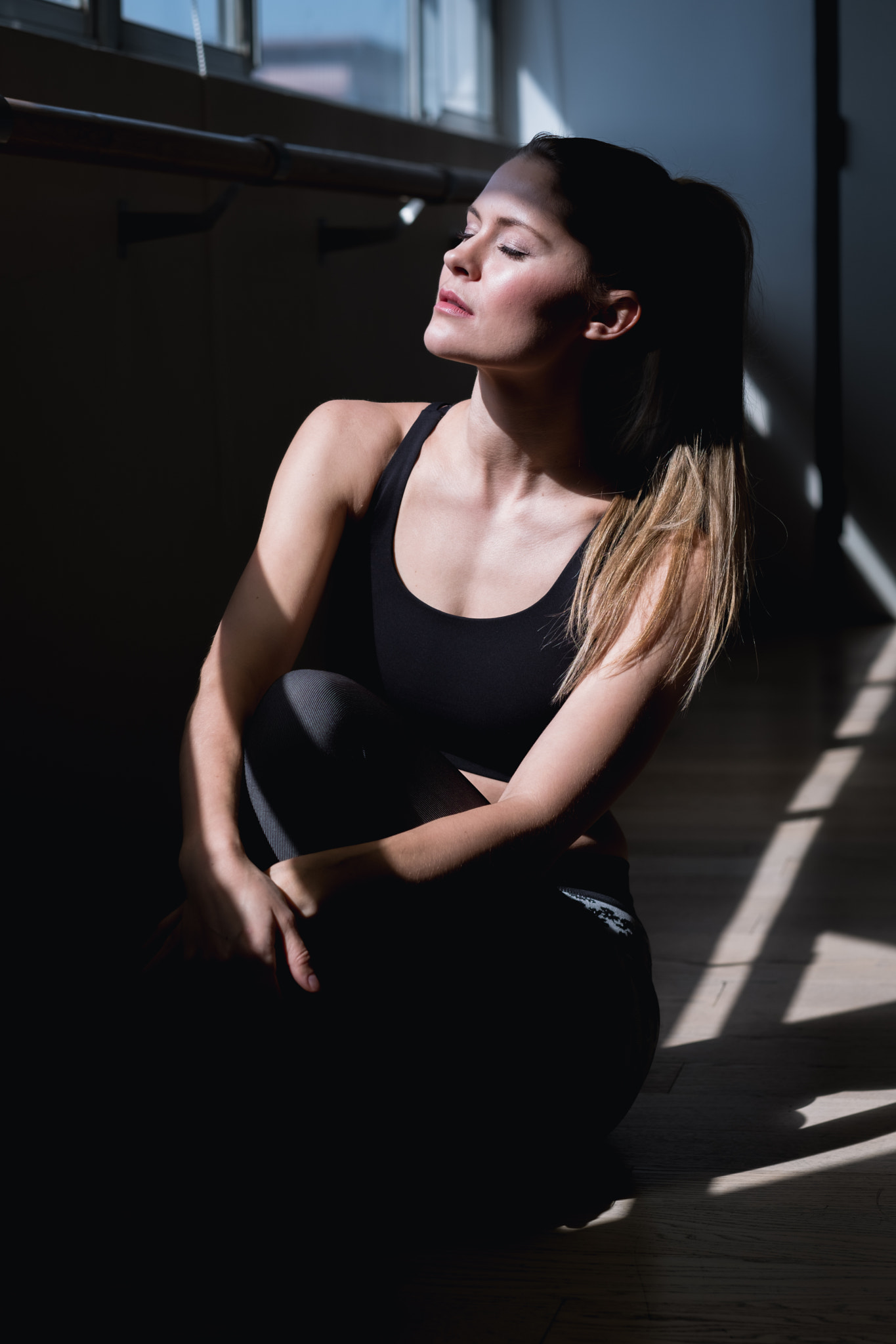 Fujifilm X-T2 + Fujifilm XF 56mm F1.2 R sample photo. Enjoying the sunshine photography