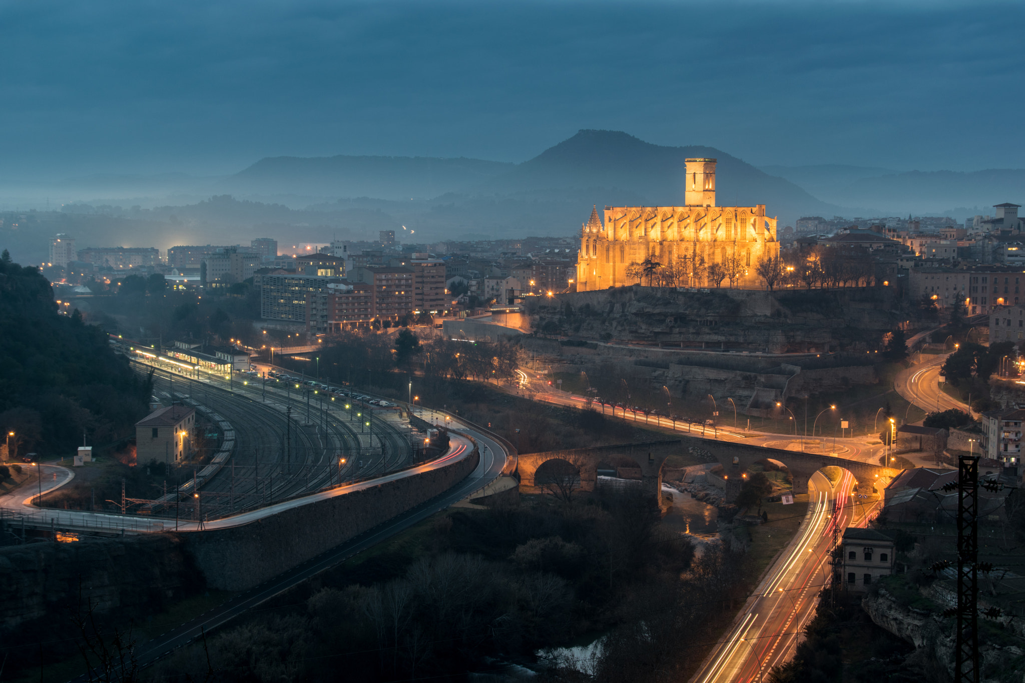 Sigma 18-200mm F3.5-6.3 II DC OS HSM sample photo. Manresa lights photography