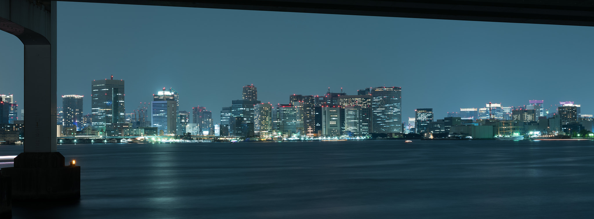 Fujifilm GFX 50S + Fujifilm GF 63mm F2.8 R WR sample photo. Tokyo night photography