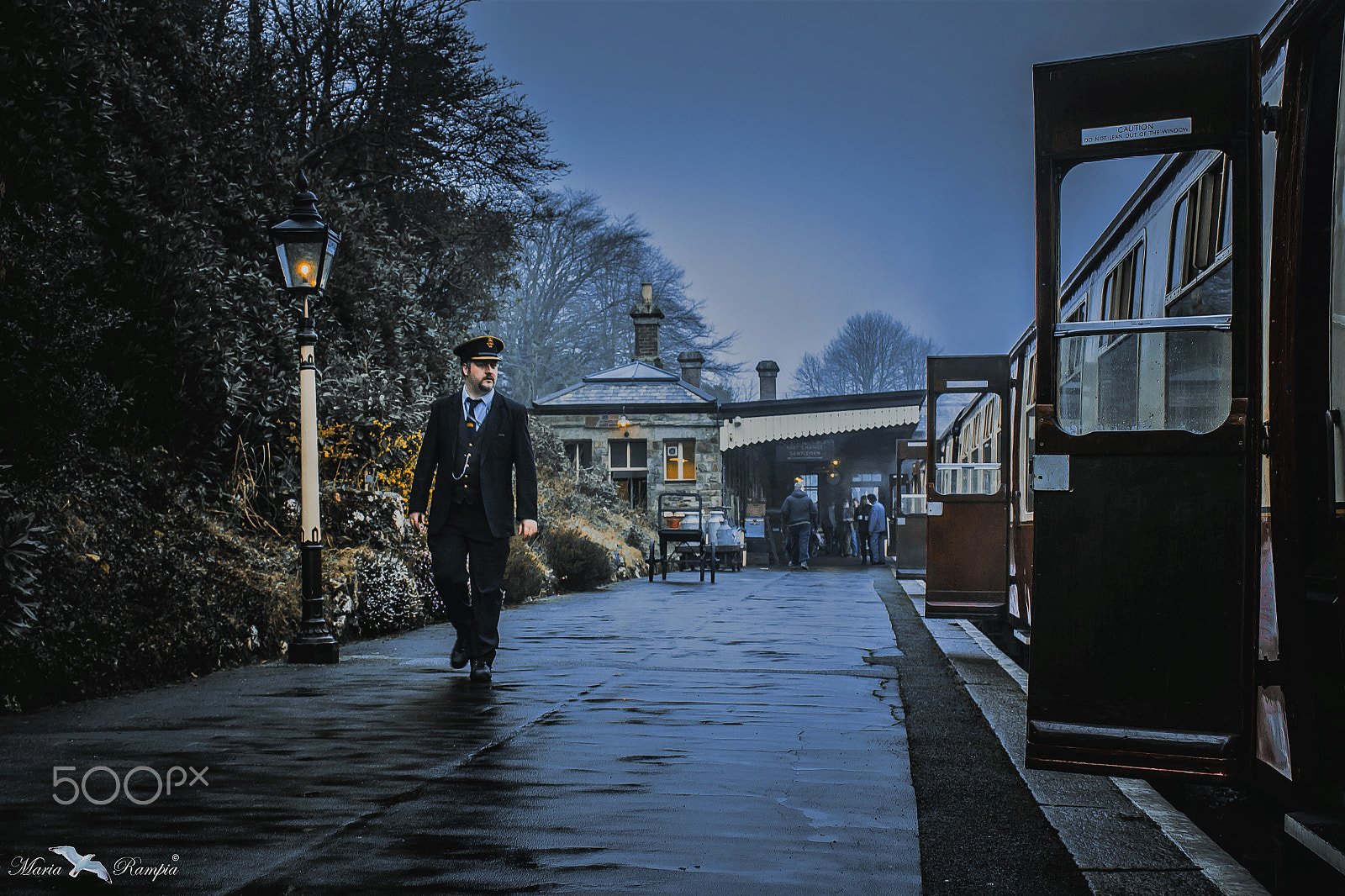 Canon EF-S 18-55mm F3.5-5.6 III sample photo. Old train station. photography