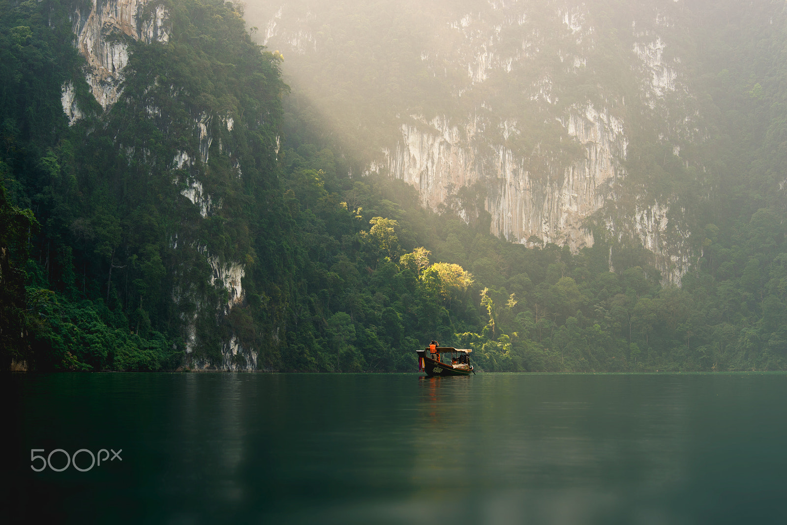 Sony a7 II + E 50mm F1.4 sample photo. Ratchaprapha dam photography