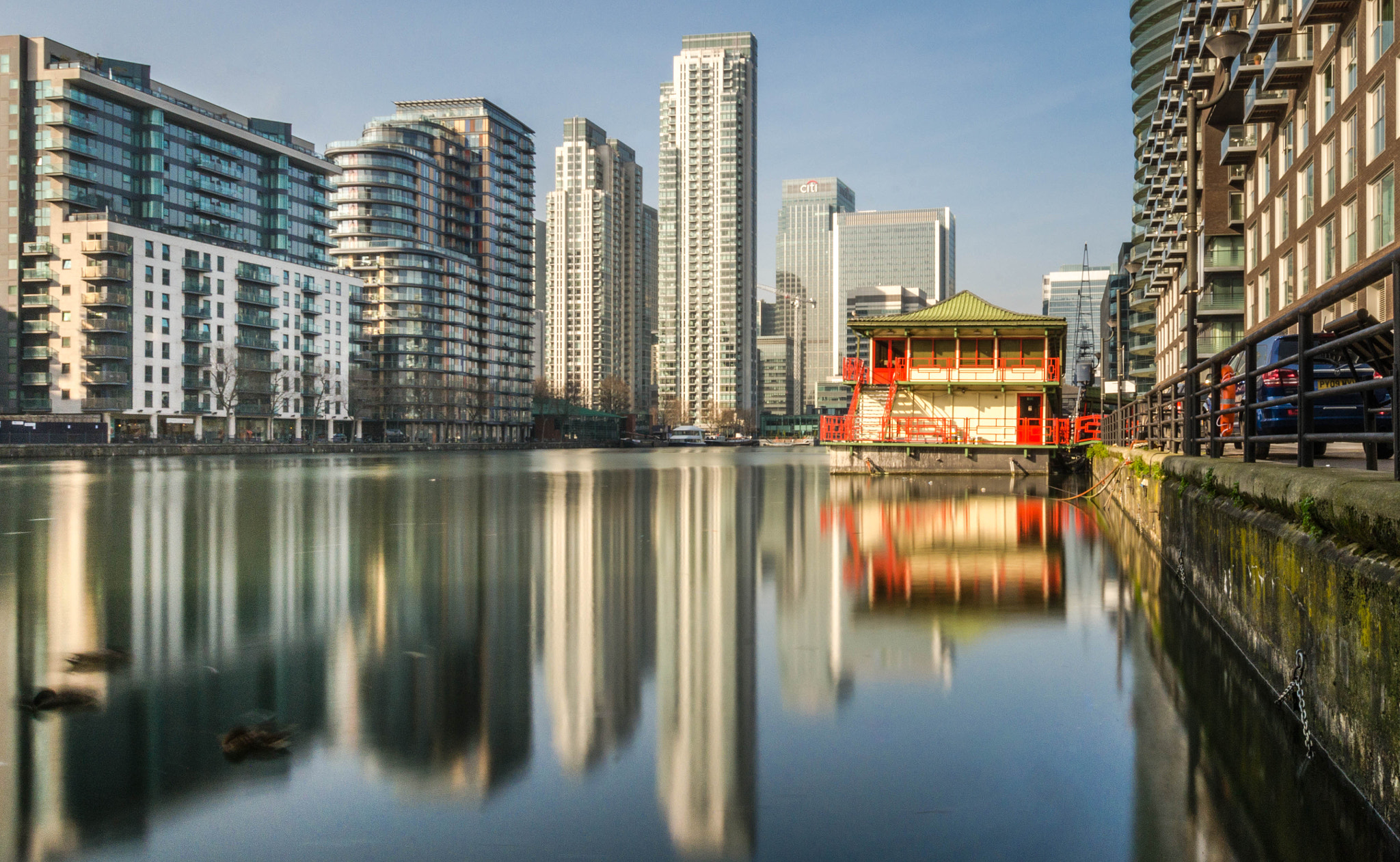 Nikon D7000 + Sigma 10-20mm F3.5 EX DC HSM sample photo. Canary wharf photography