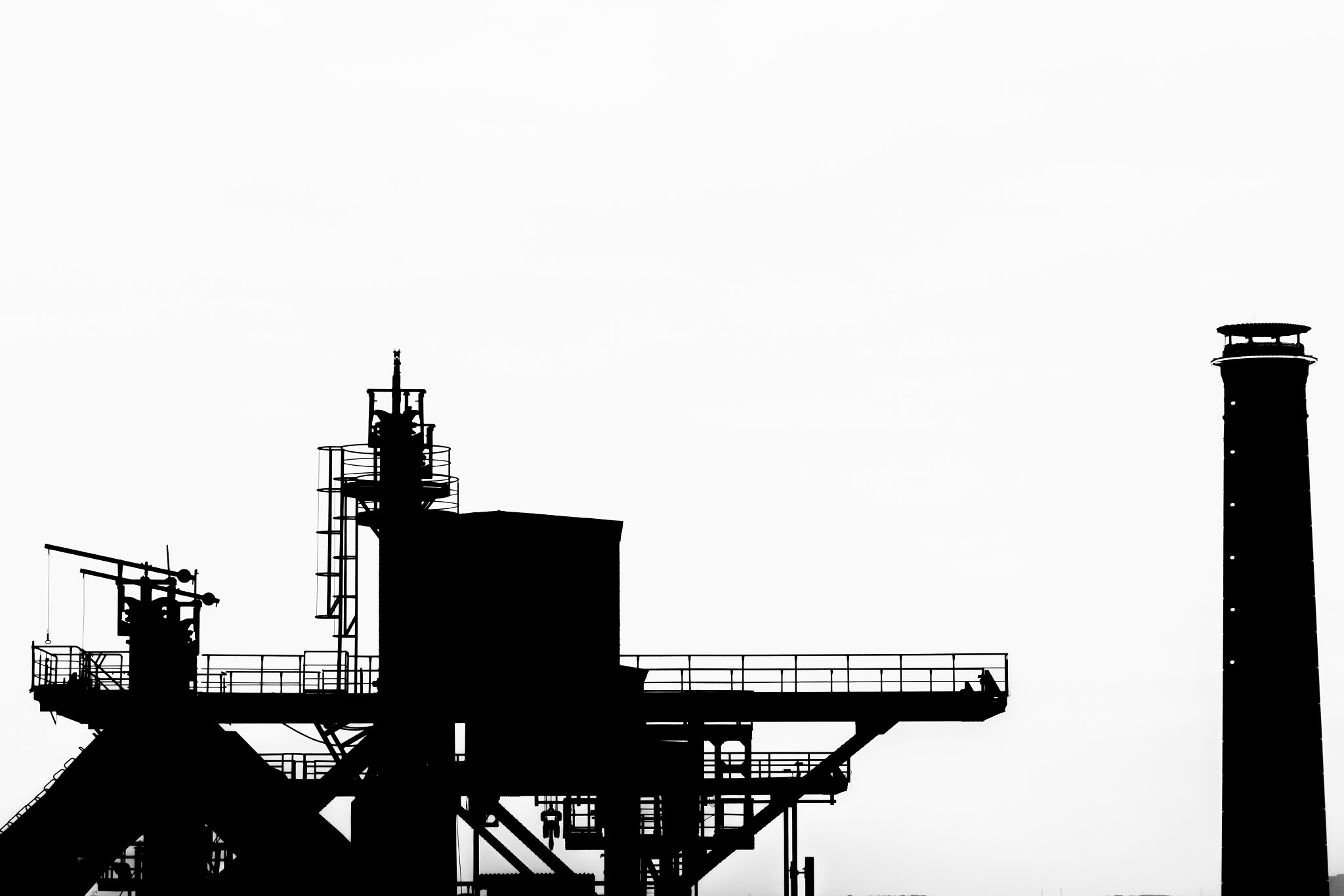Sigma 70-300mm F4-5.6 APO DG Macro sample photo. Industrial art photography