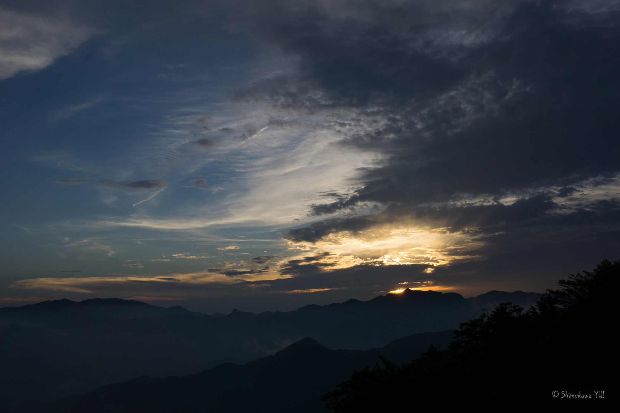 Sony Sonnar T* E 24mm F1.8 ZA sample photo. Sunset photography