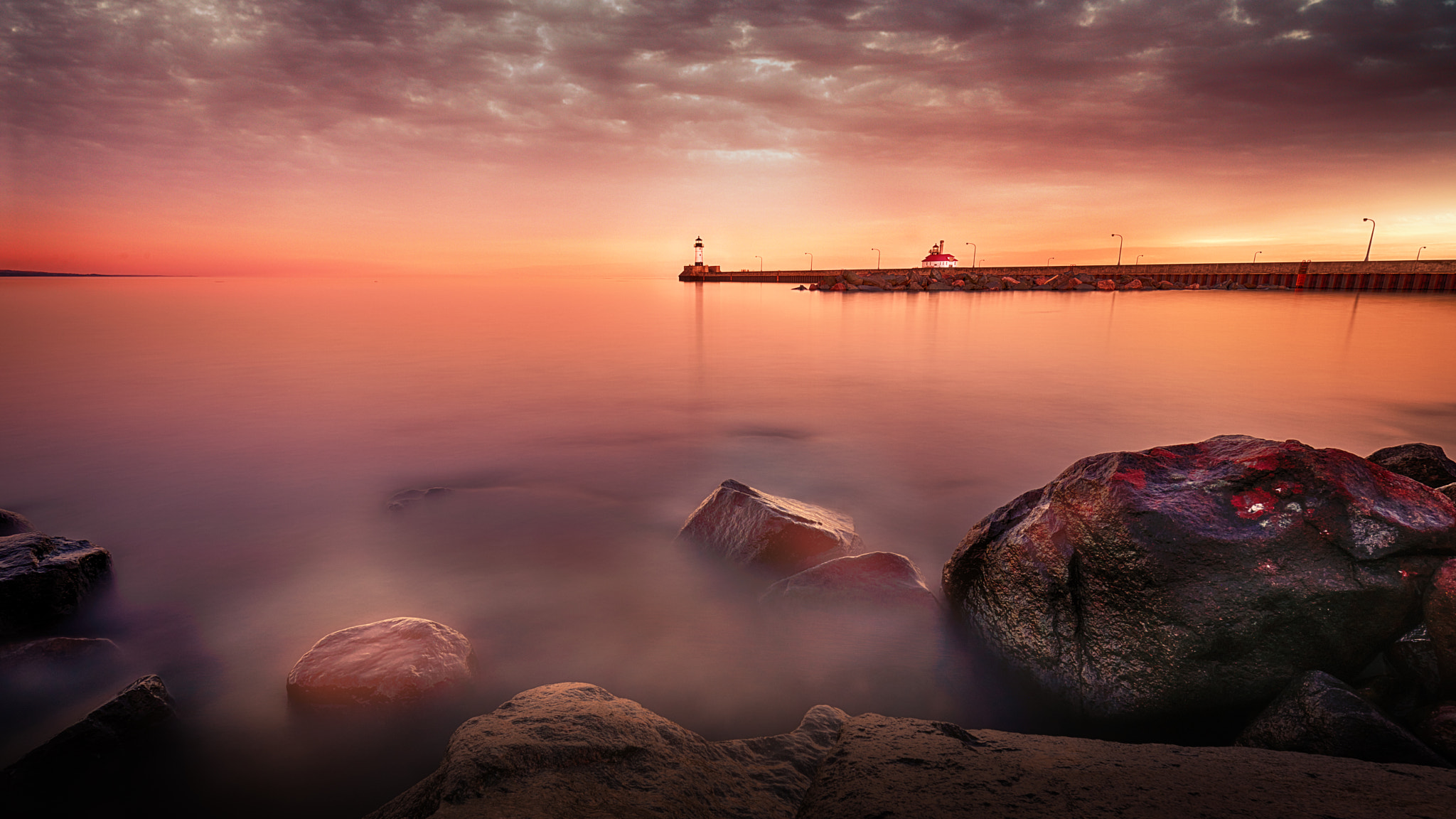 Sony a7R II + Canon EF 16-35mm F4L IS USM sample photo. The red lighthouse photography