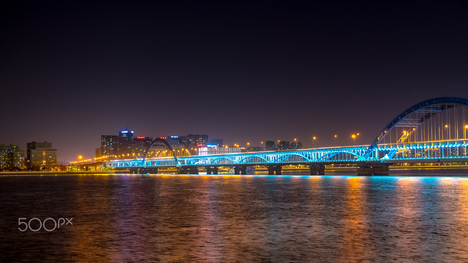 Pentax K-3 II + Sigma 17-70mm F2.8-4 DC Macro HSM | C sample photo. Bridge to serenity: hangzhou nights photography