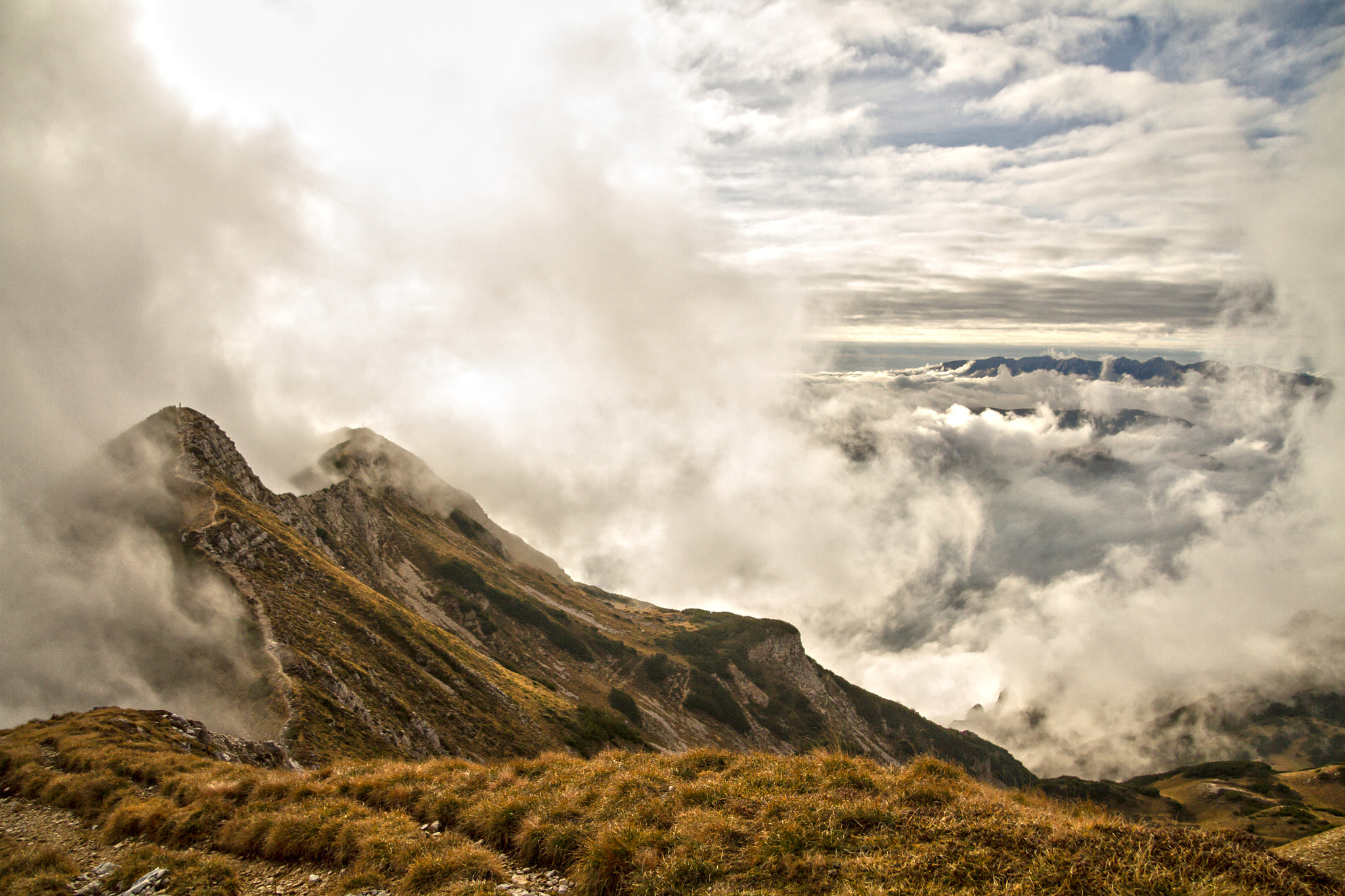 Canon EOS 7D + Canon EF-S 17-85mm F4-5.6 IS USM sample photo. The clouds dam photography