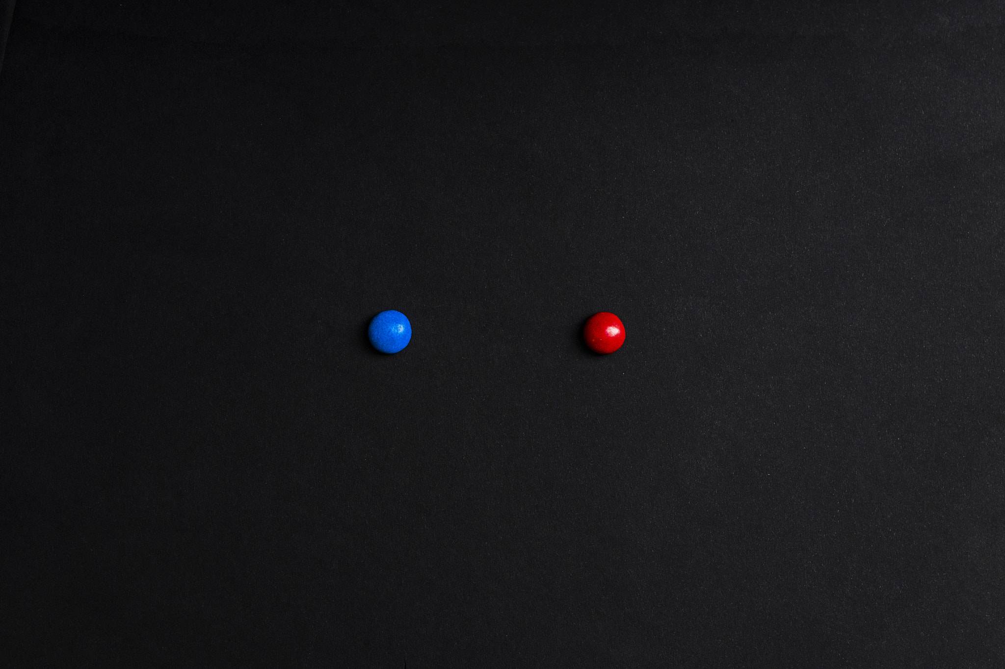 Sigma 30mm F1.4 DC DN | C sample photo. Red pill and blue pill photography