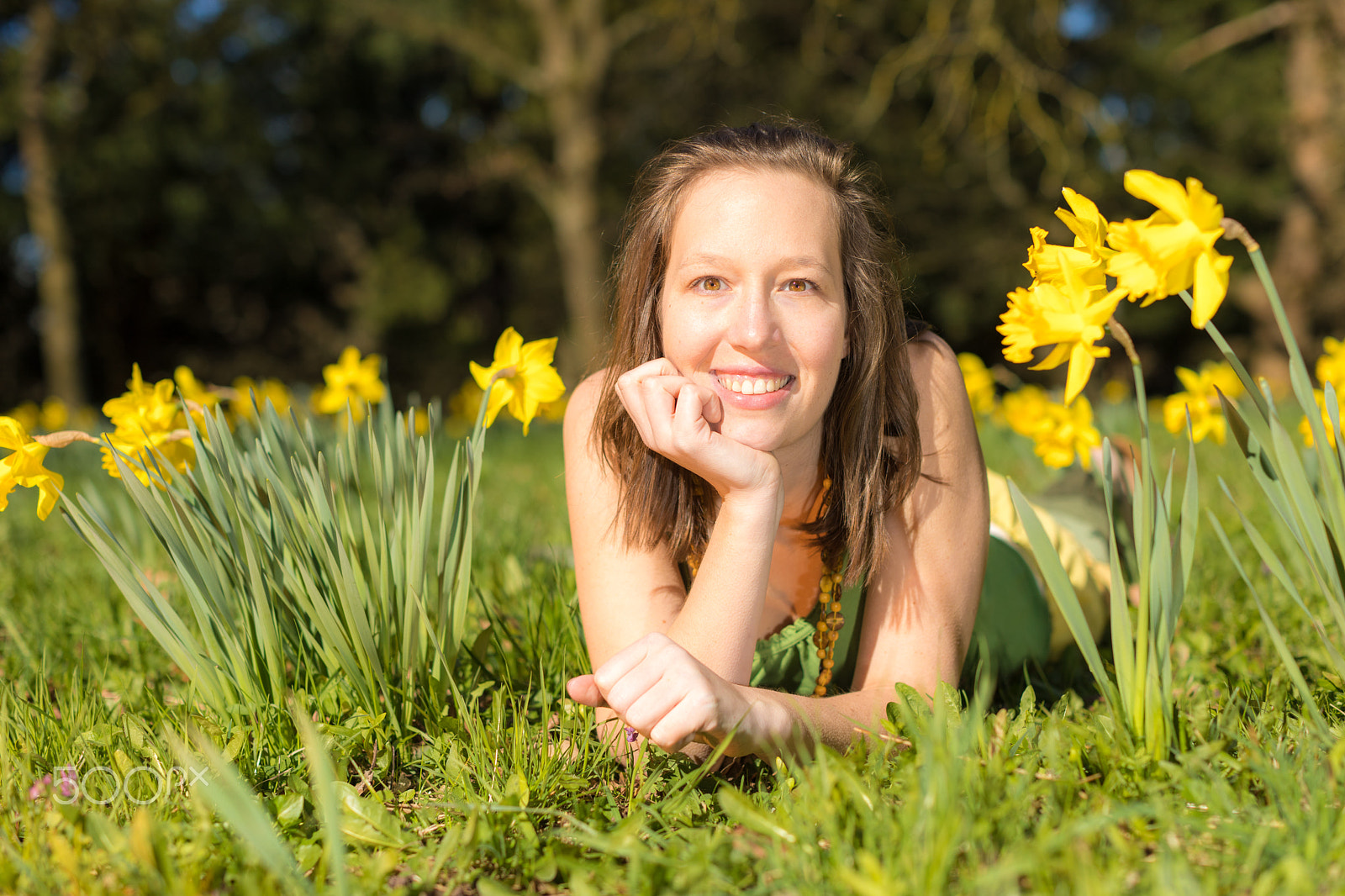 Canon EF 50mm F1.2L USM sample photo. Ostern im park photography