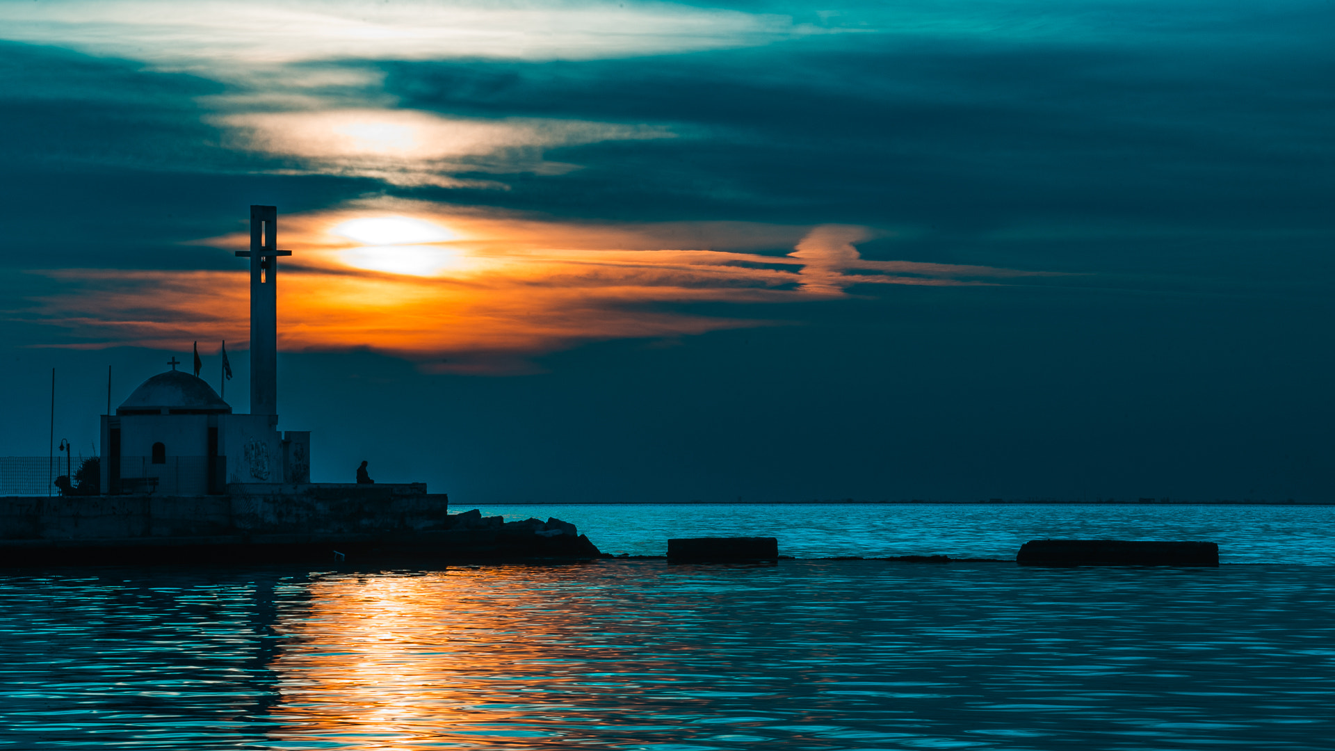 Nikon AF-S Nikkor 70-200mm F4G ED VR sample photo. Sunset & shadows photography