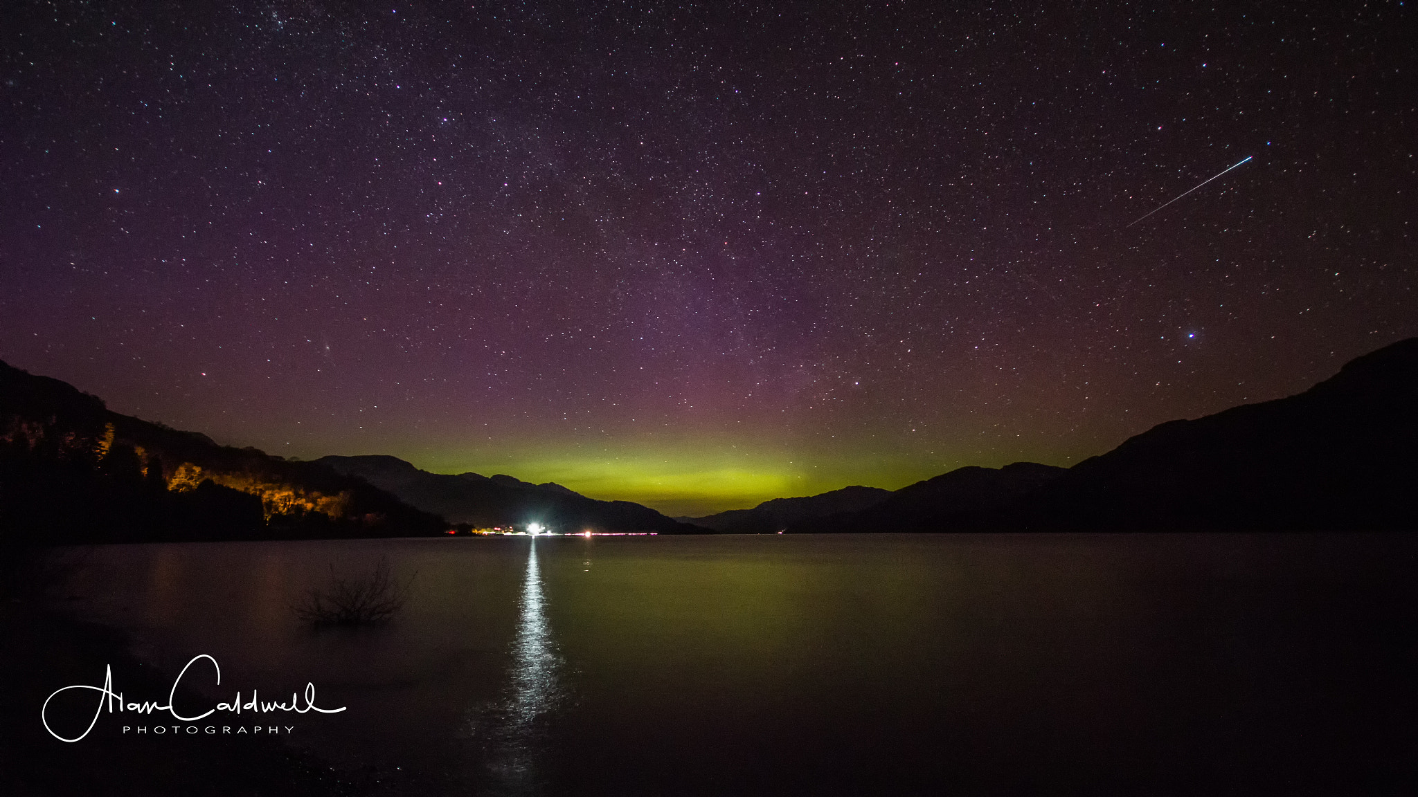 Canon EOS 60D + Sigma 10-20mm F4-5.6 EX DC HSM sample photo. Northern lights and shooting star photography